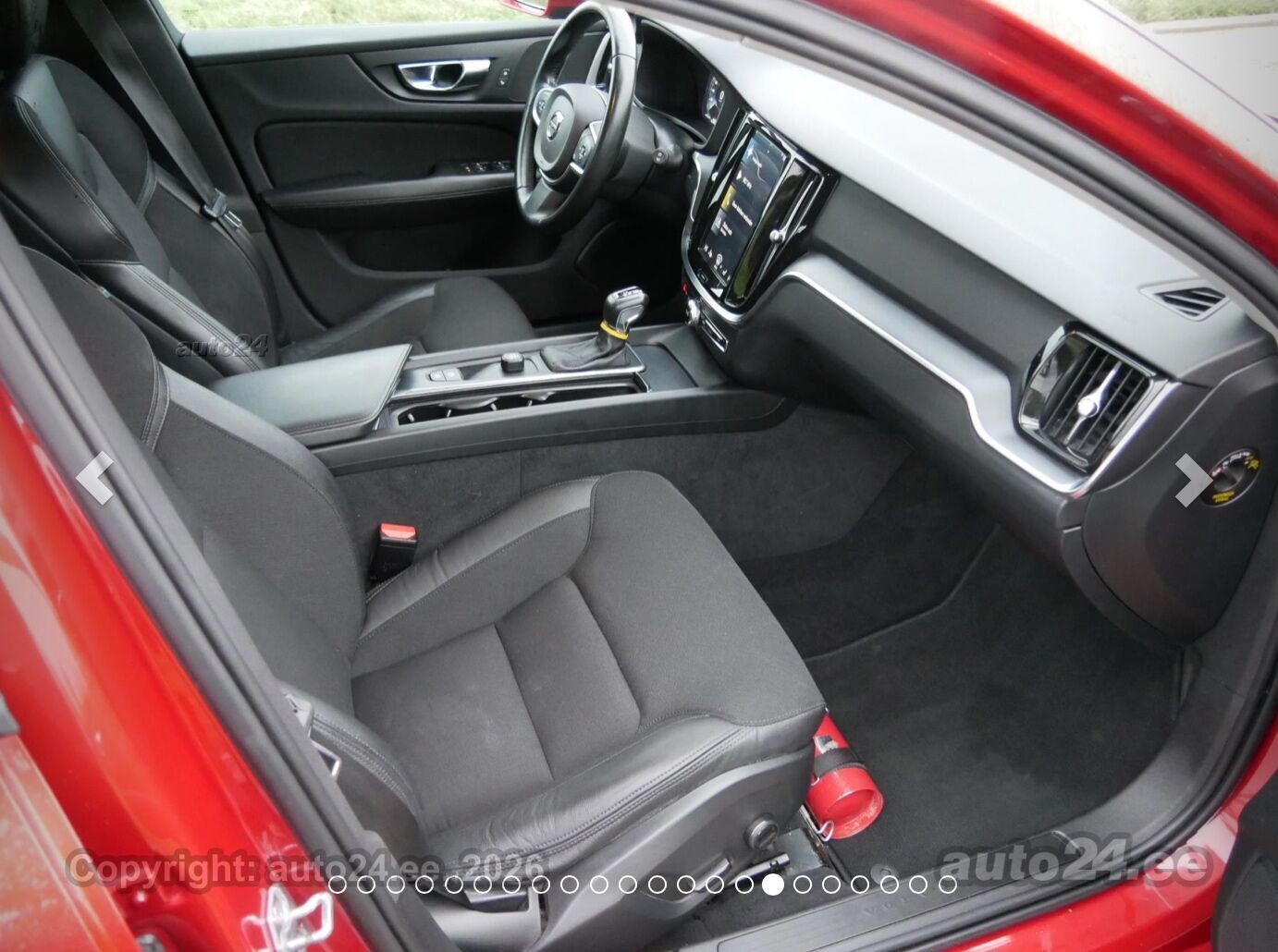 Volvo V60 D3 Momentum 2.0 110kW 2019, kuva 6/9