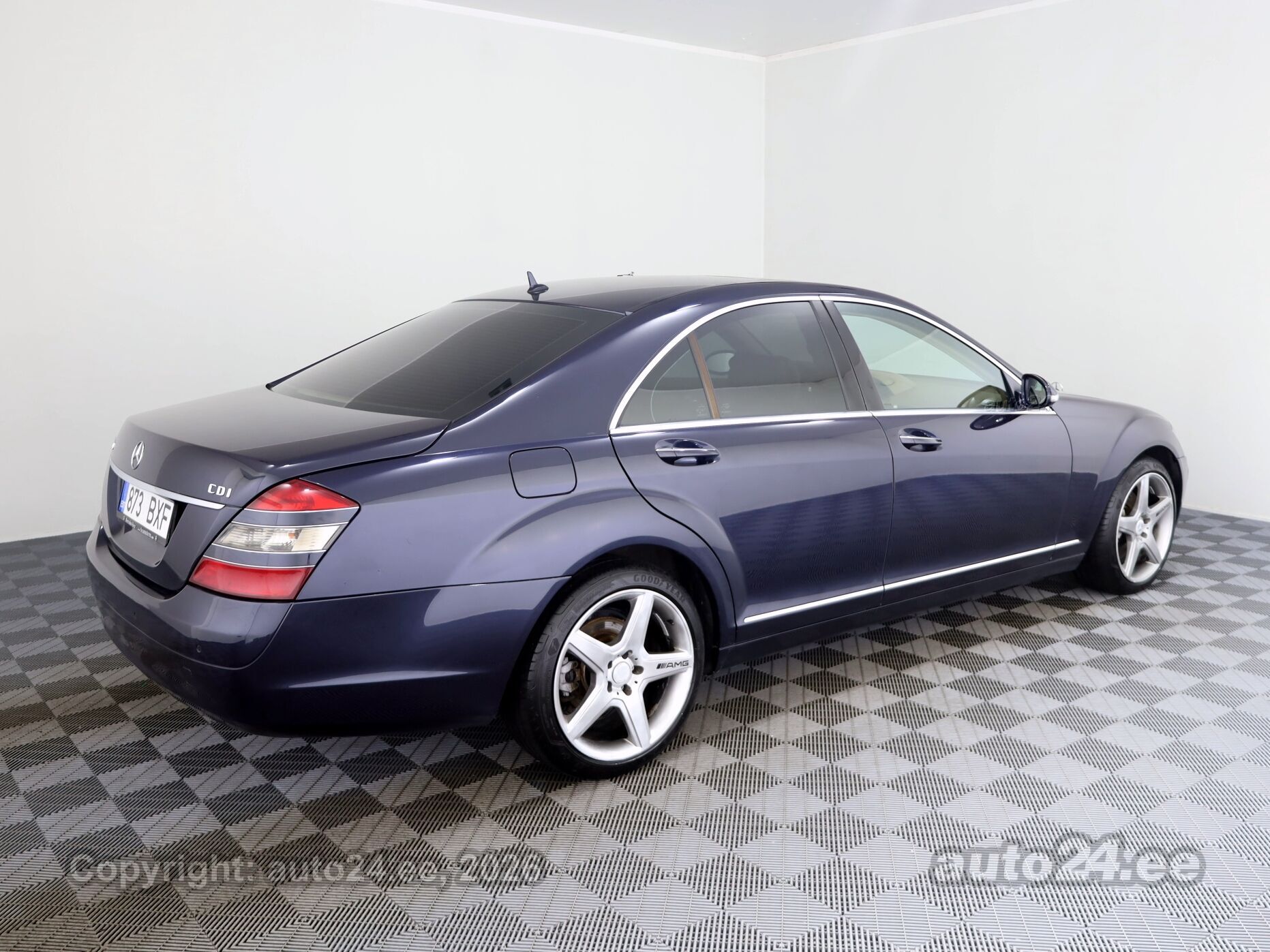 Mercedes-Benz S-sarja 2007, kuva 3/8