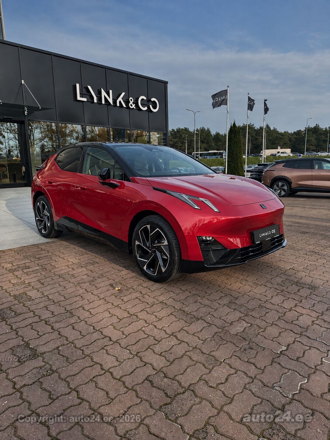 Lynk & Co 02