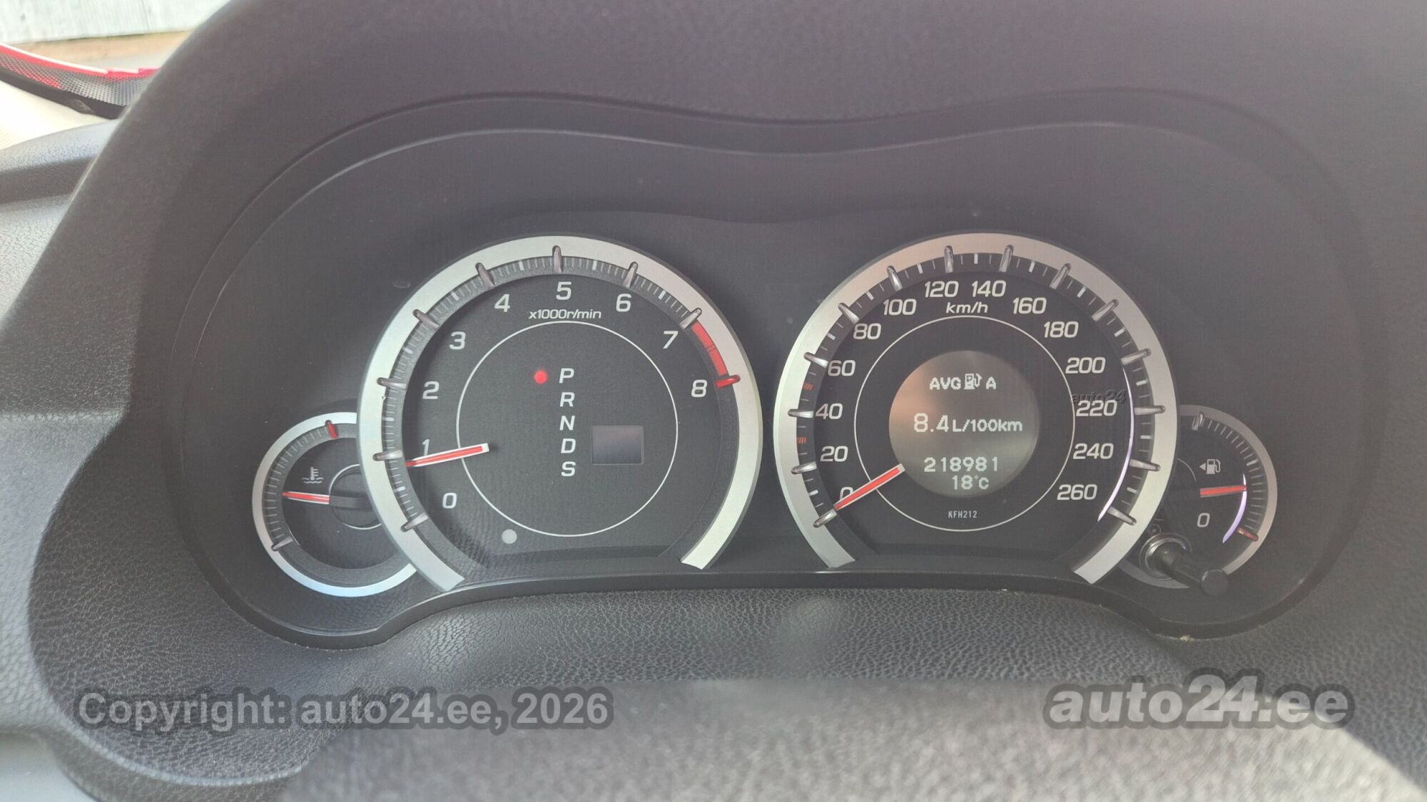 Honda Accord 2010, kuva 7/8