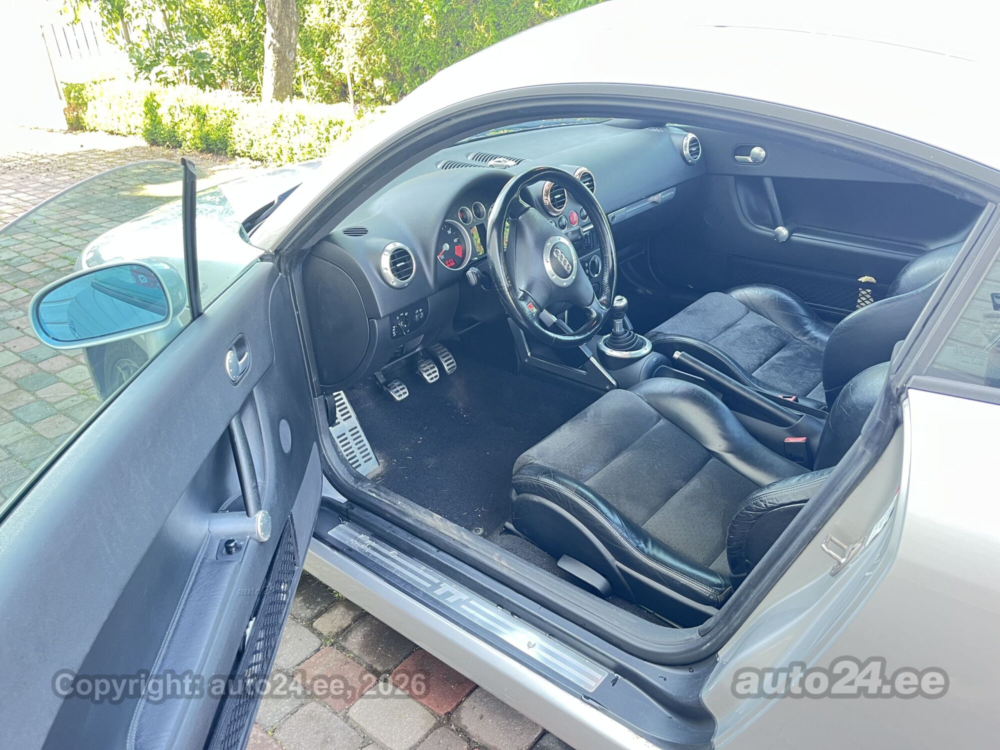 Audi TT 1.8 132kW 1999, photo 5/6