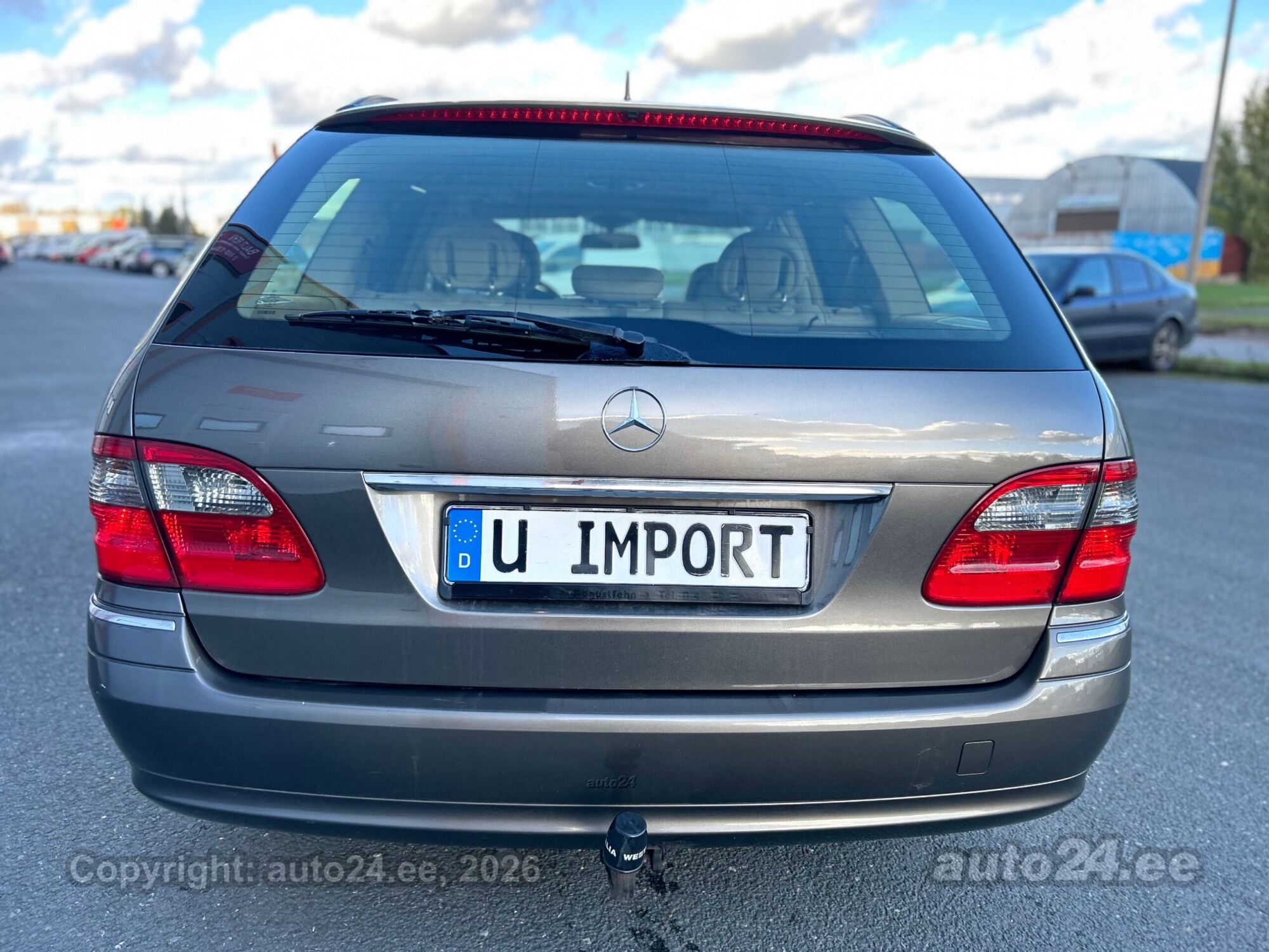 Mercedes-Benz E-Class 2006 — photo 6