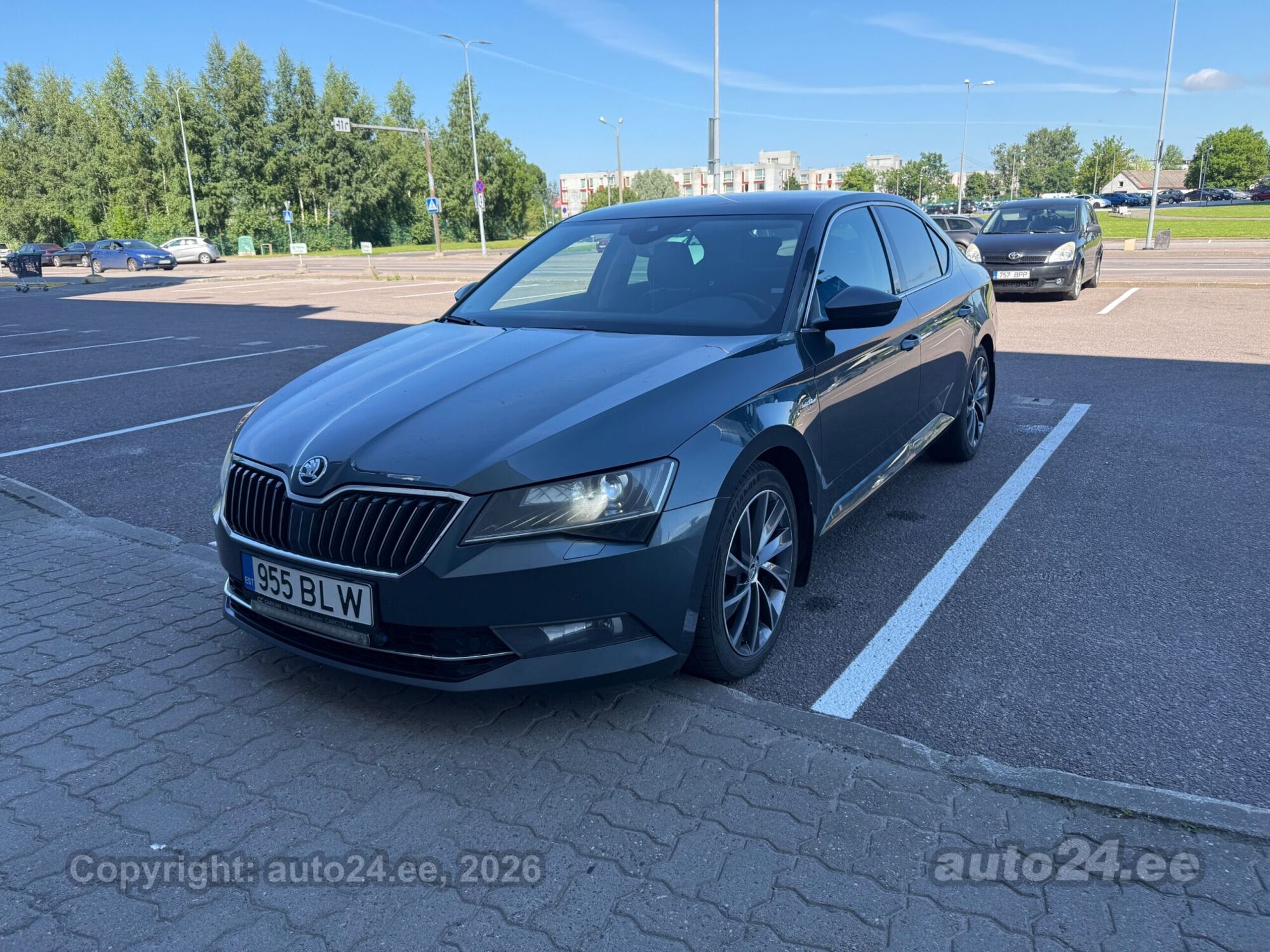 Skoda Superb 2.0 TDI 140kW 2016, kuva 5/9