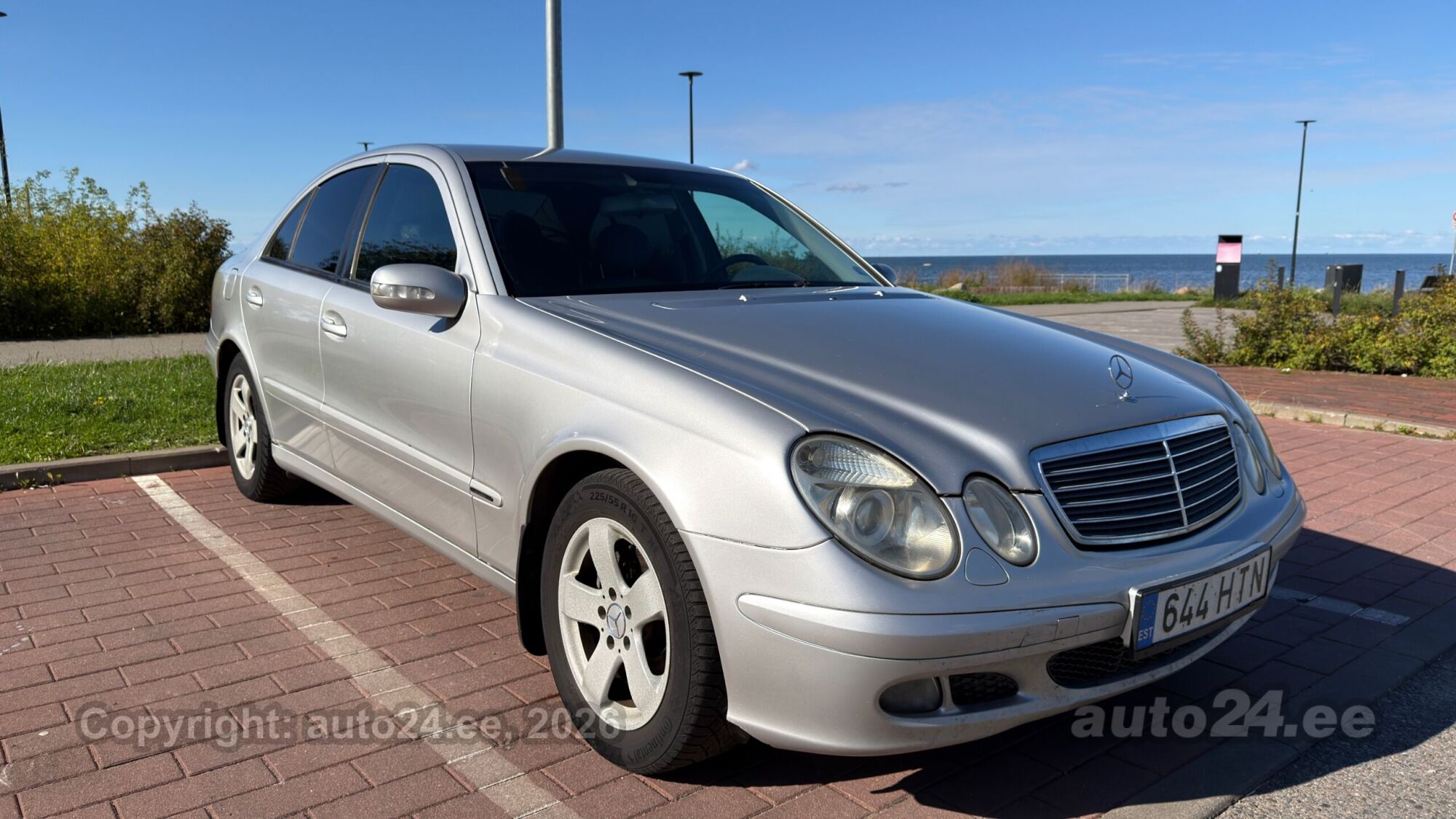 Mercedes-Benz E 200 - 2
