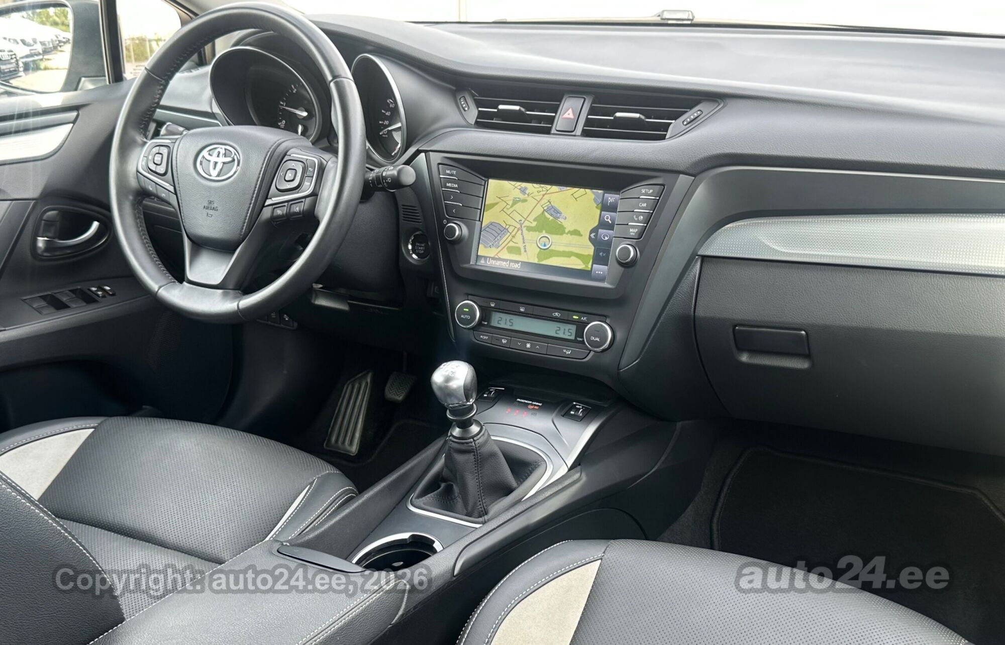 Toyota Avensis - 3