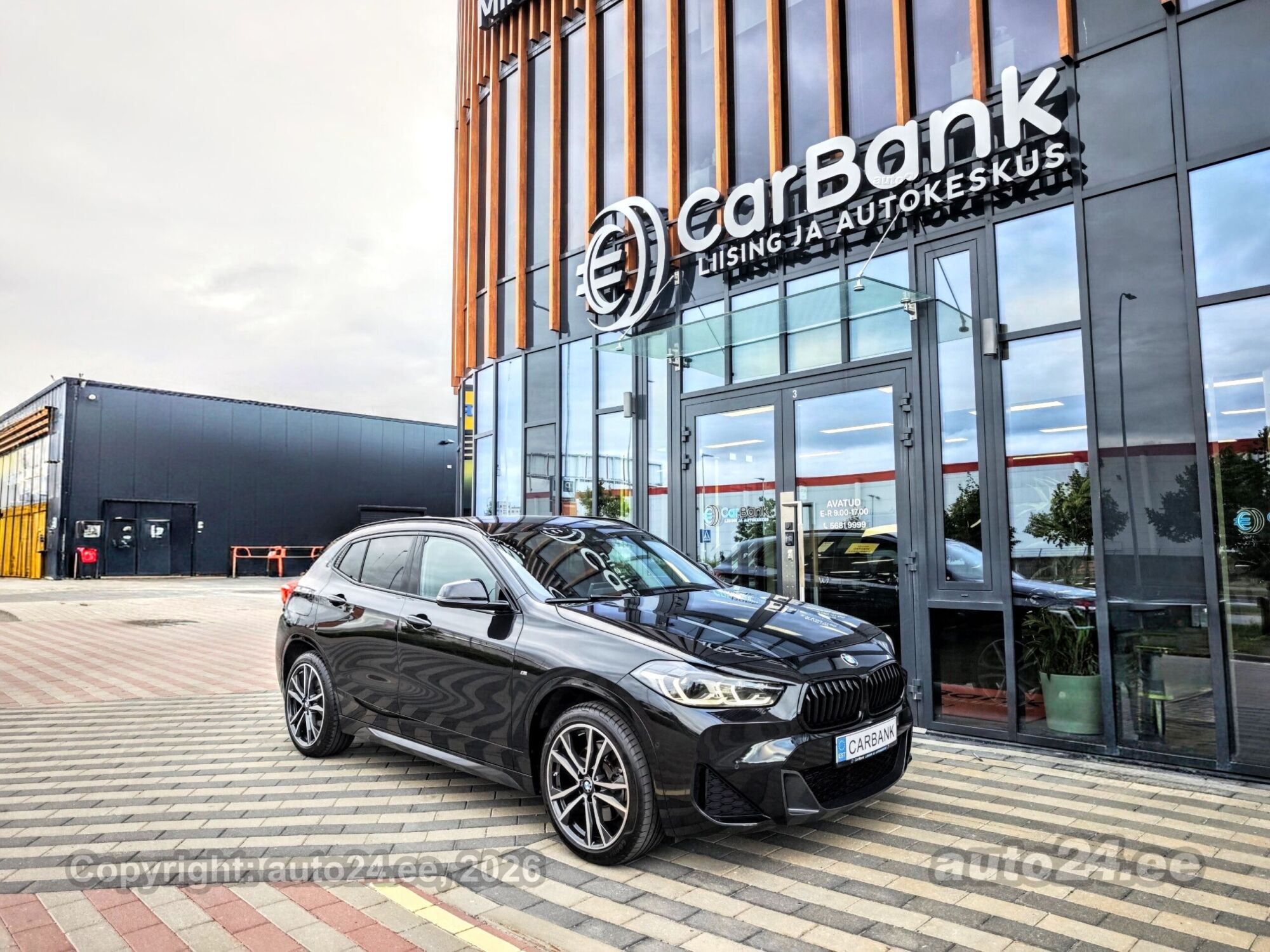 BMW X2