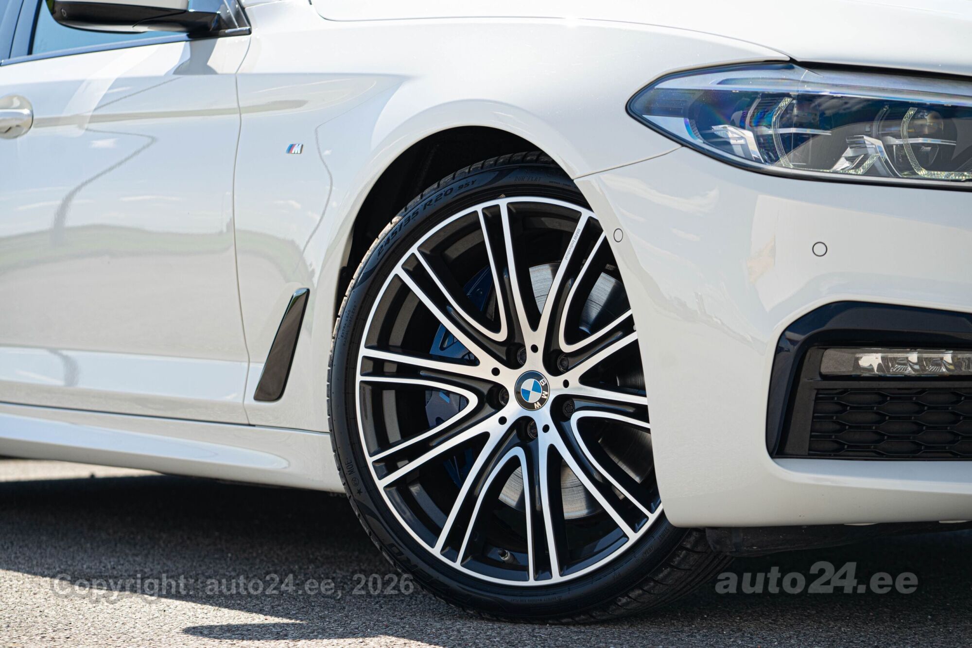 BMW 5-sarja 2019, kuva 4/10
