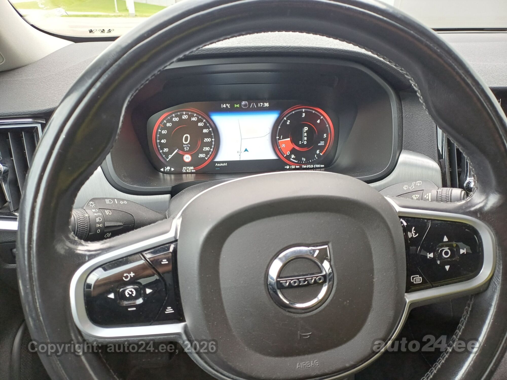 Volvo V90 - 8