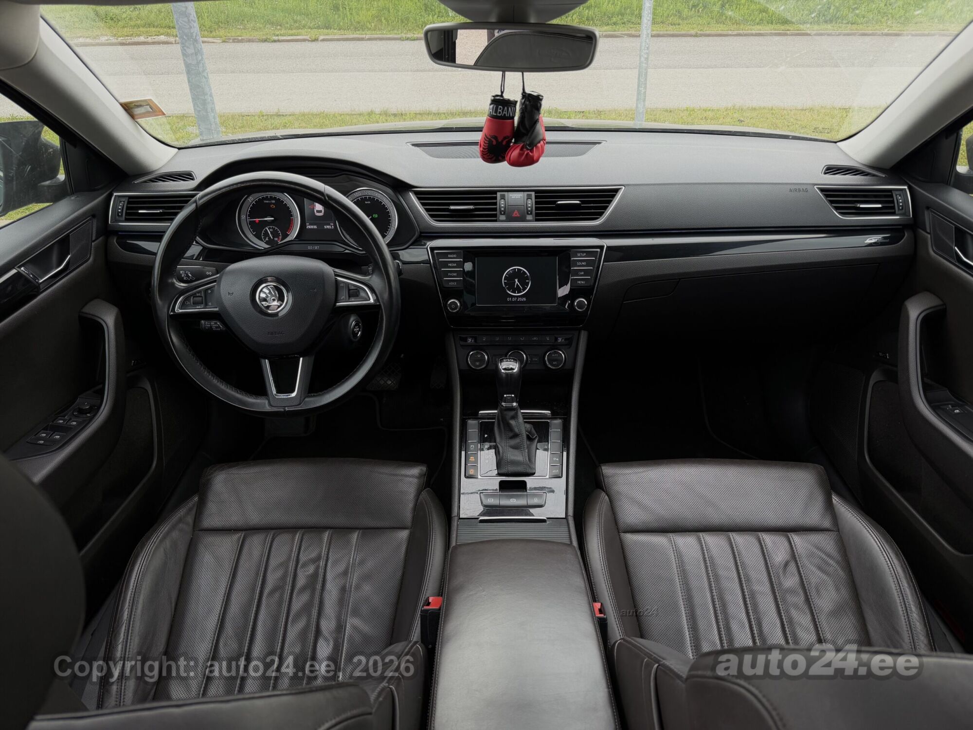 Škoda Superb - 8