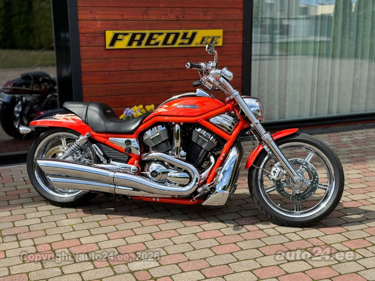 Harley-Davidson VRSCSE Screamin' Eagle CVO V-Rod V2 Revolution