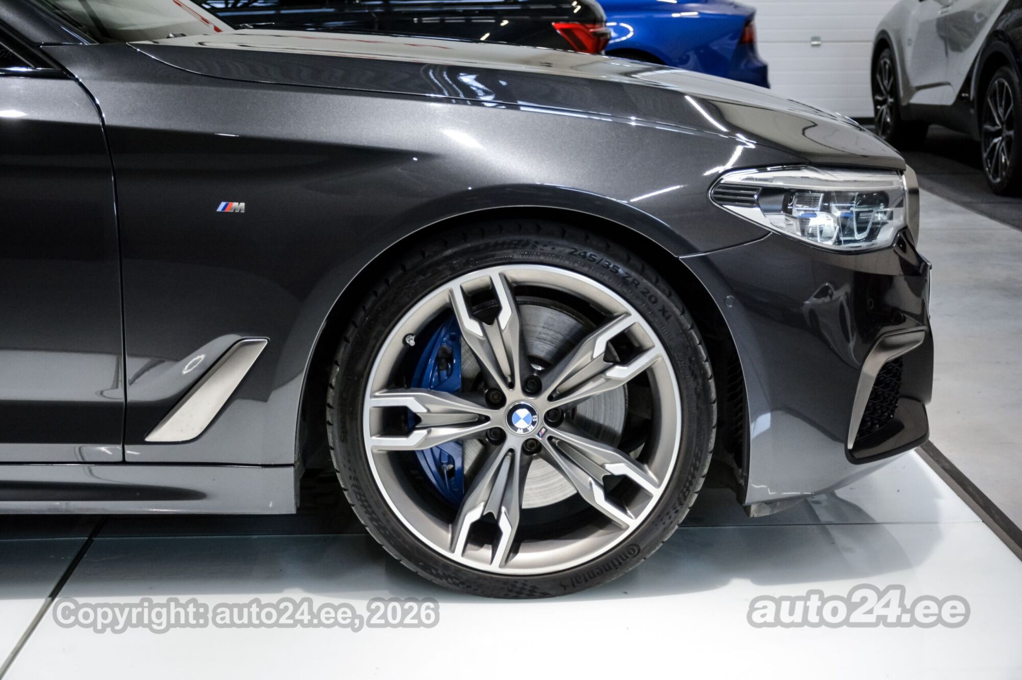 BMW M550 - 5