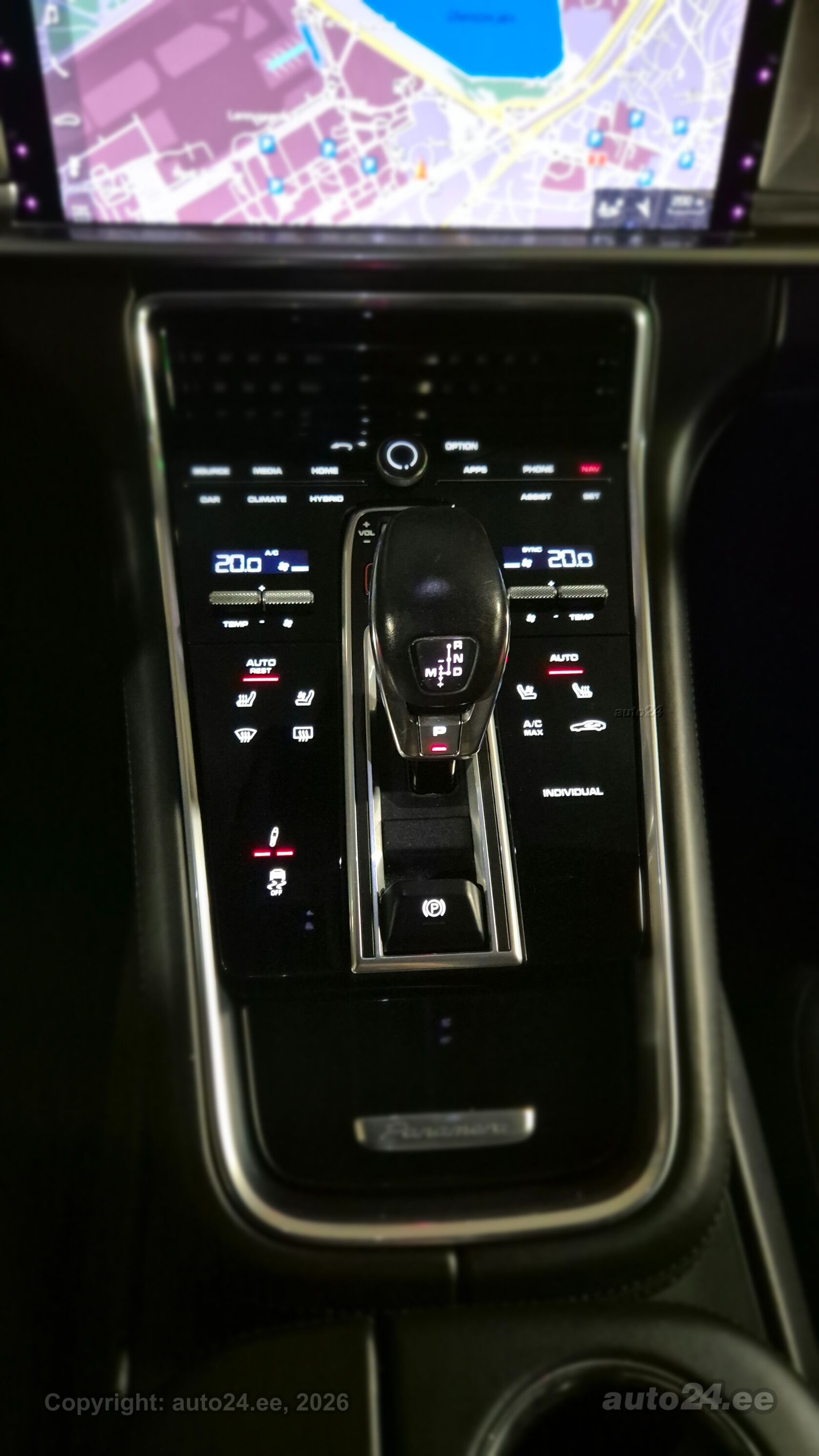 Porsche Panamera - 10