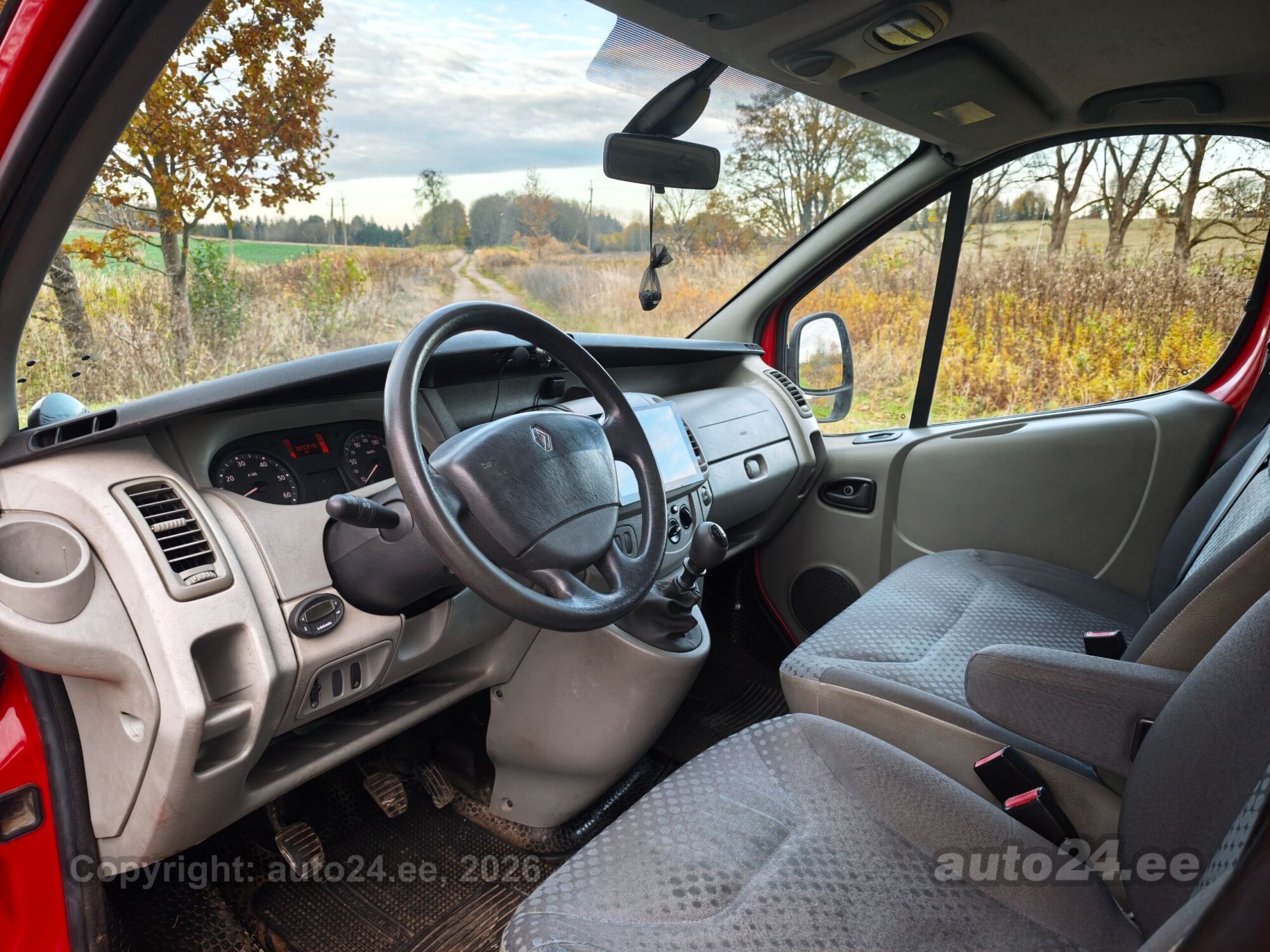 Renault Trafic 2007 — photo 17