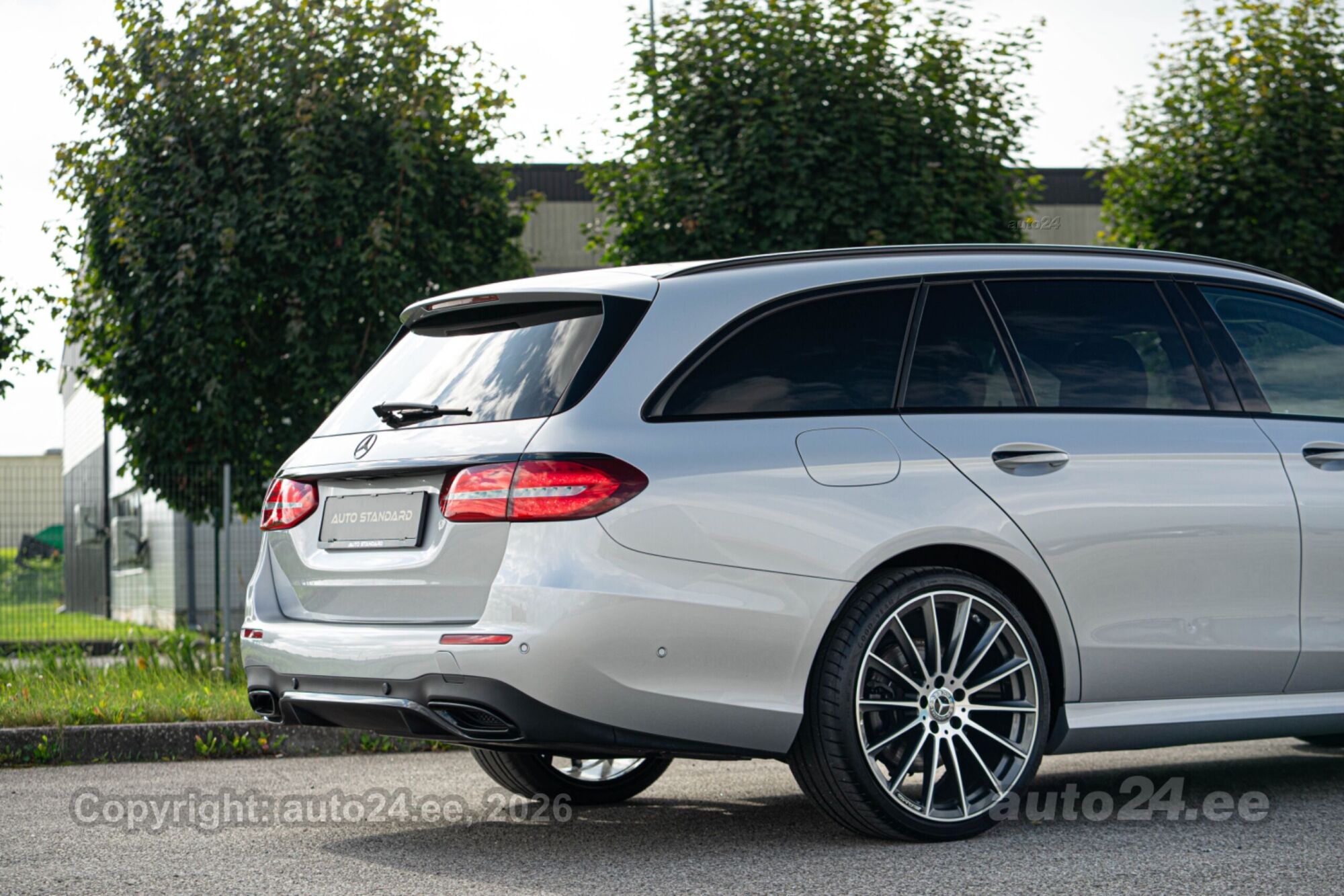 Mercedes-Benz E 400 - 9