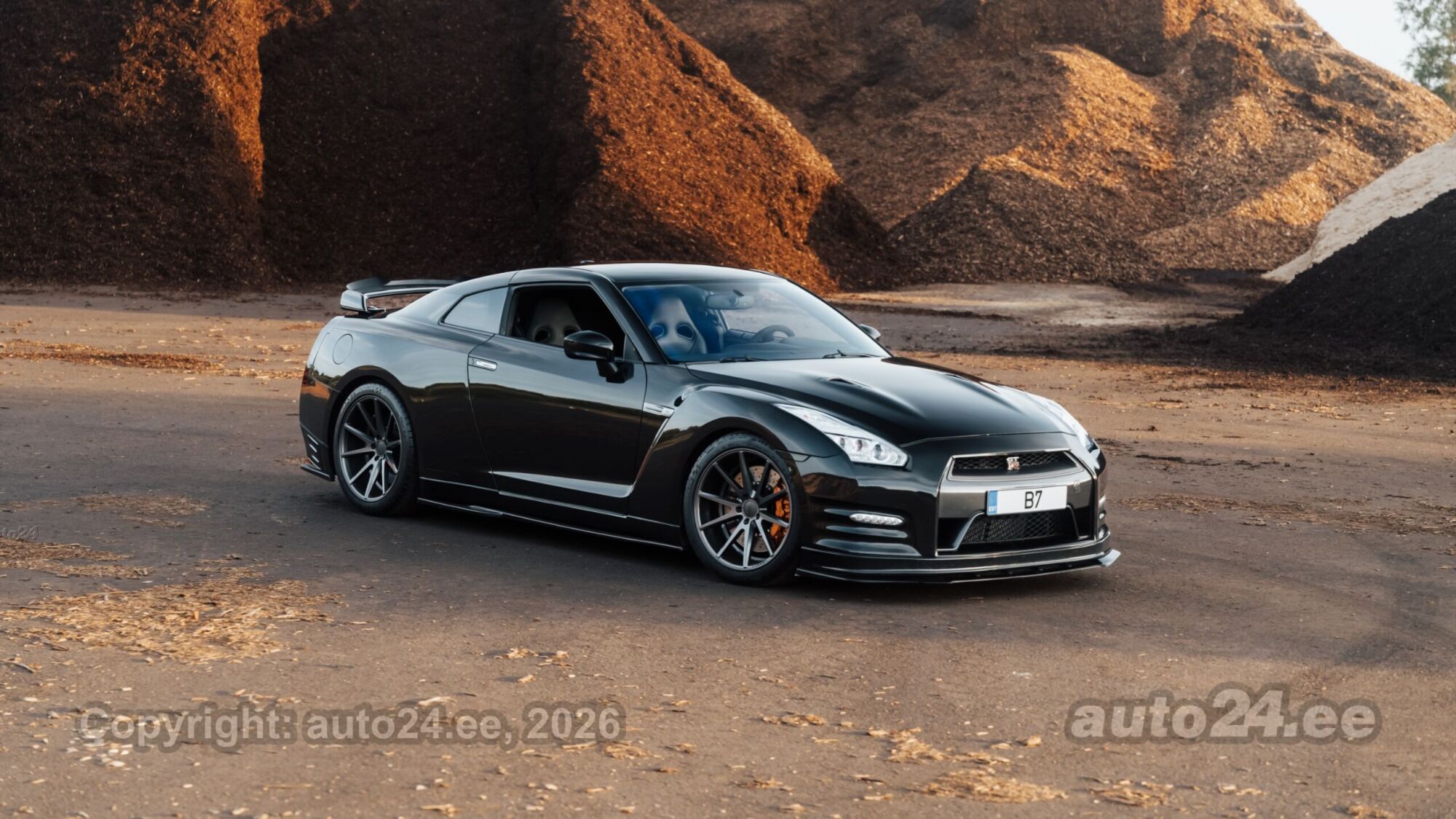 Nissan GT-R