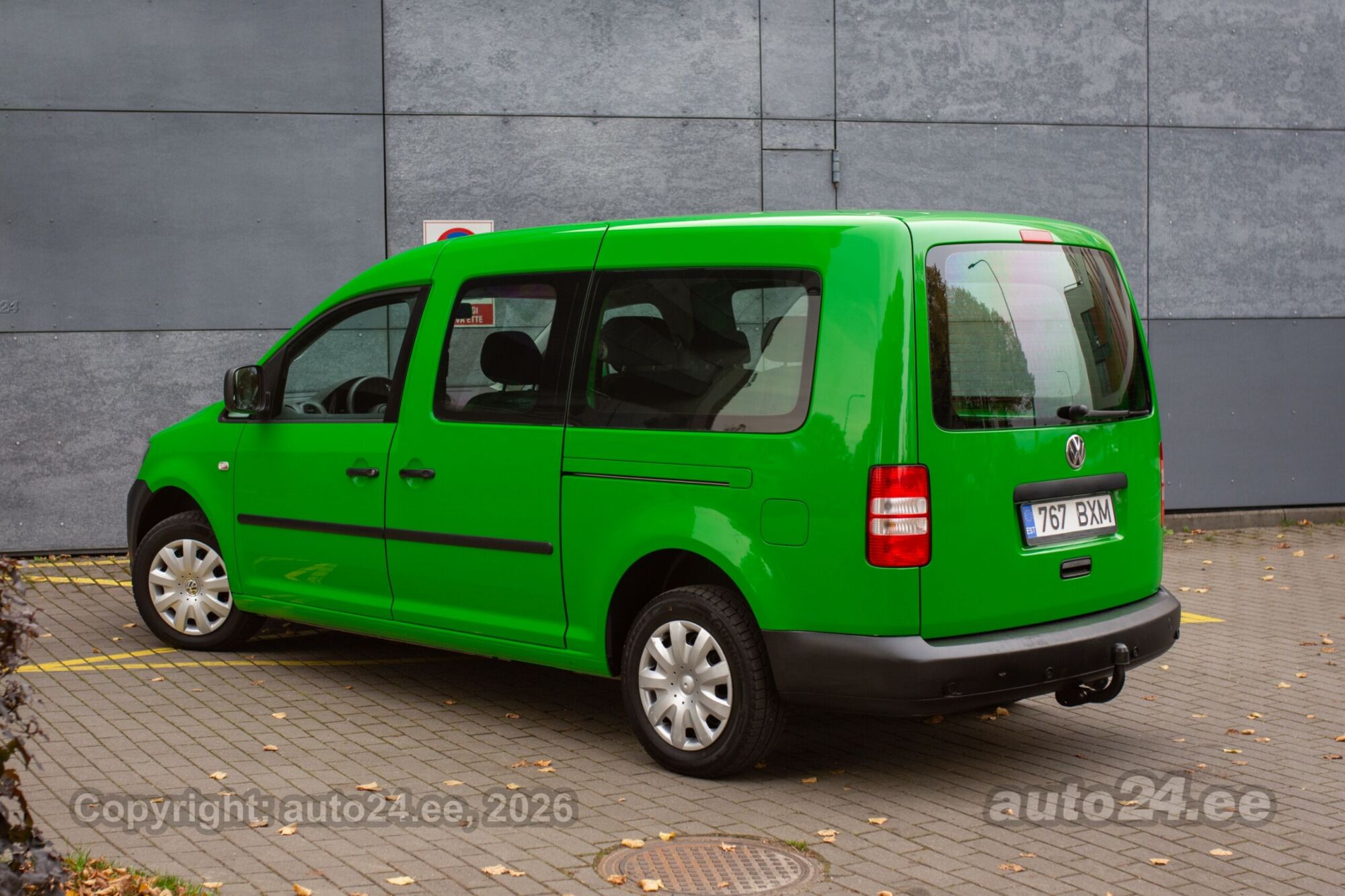 Volkswagen Caddy 2011 — engine 1598 cm³ (75 kW)
