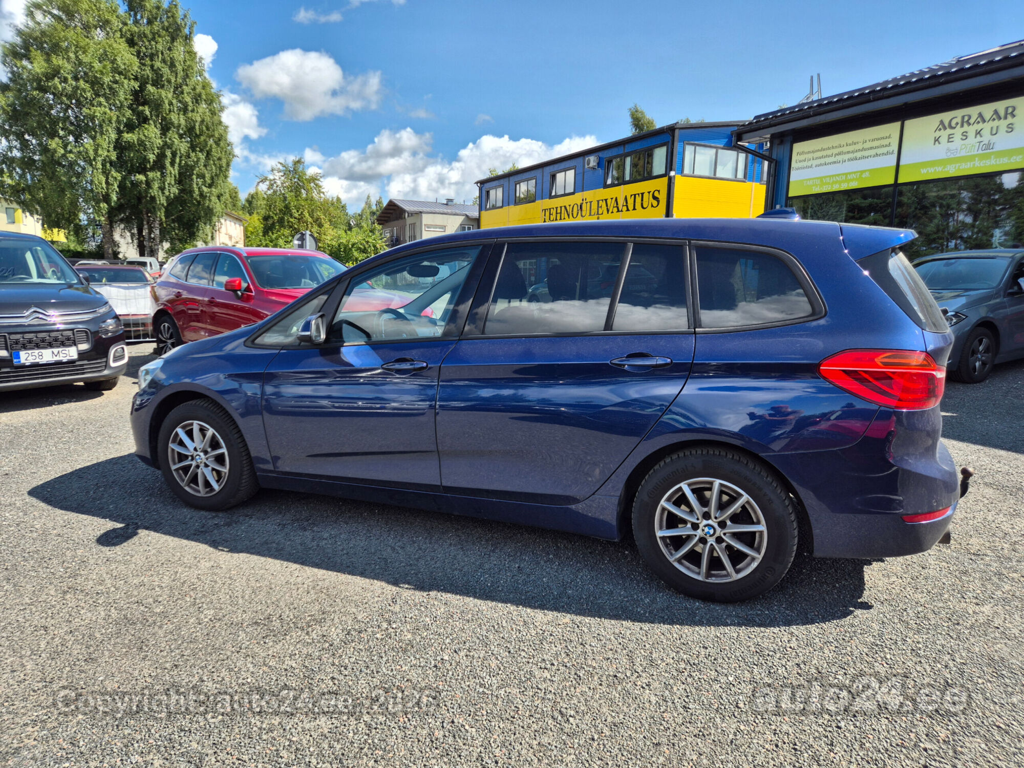 BMW 216 - 3