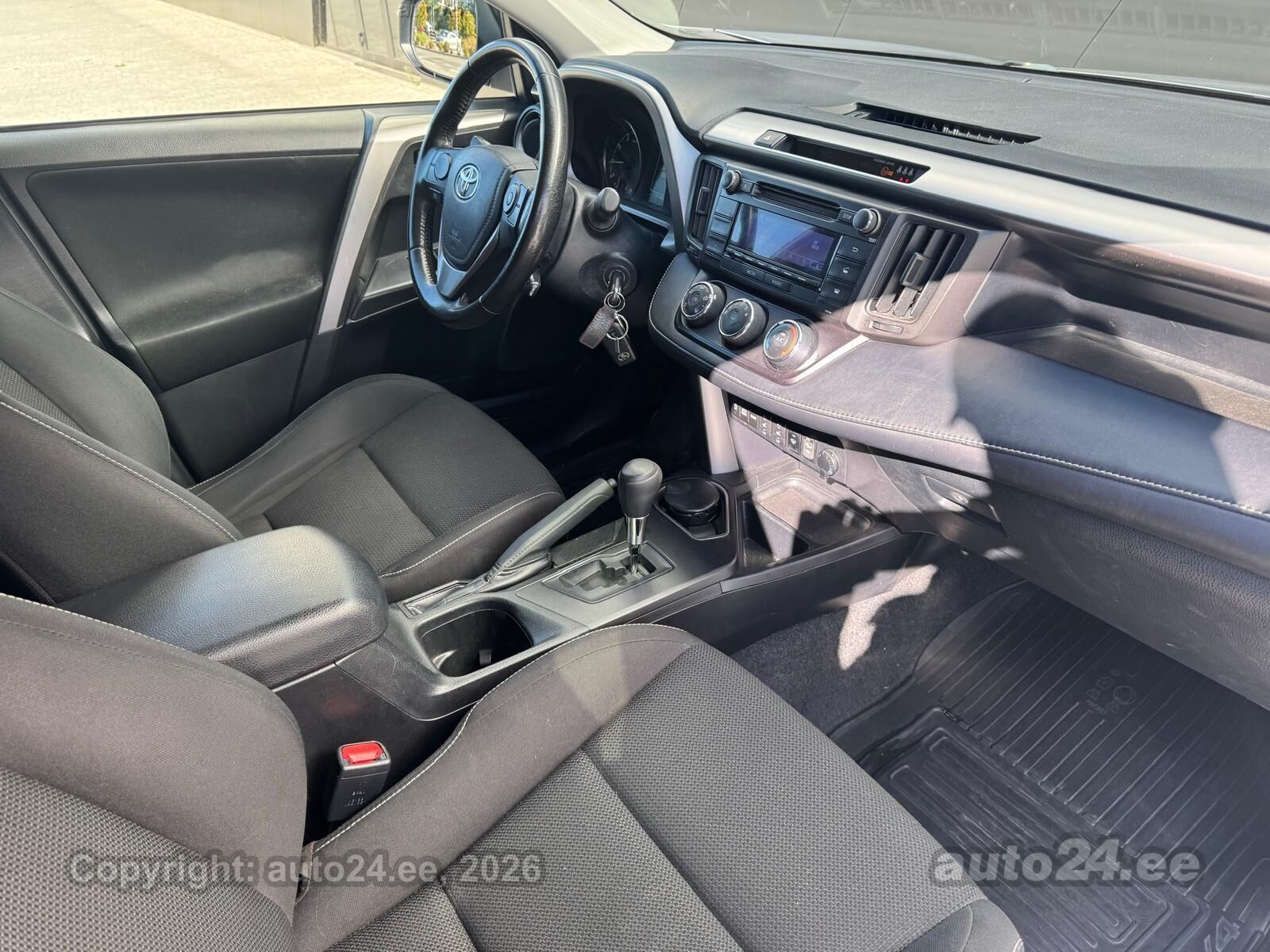Toyota RAV4 - 12