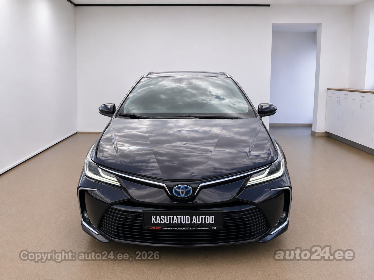 Toyota Corolla Luxury Hybrid 1.8 72kW 2019, photo 5/10