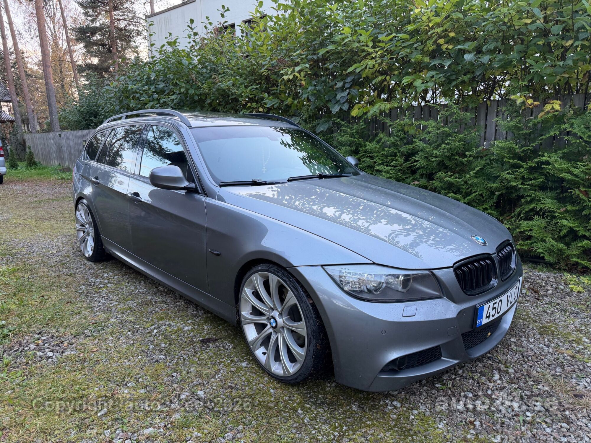 BMW 3 Series 2008 — engine 1995 cm³ (130 kW)
