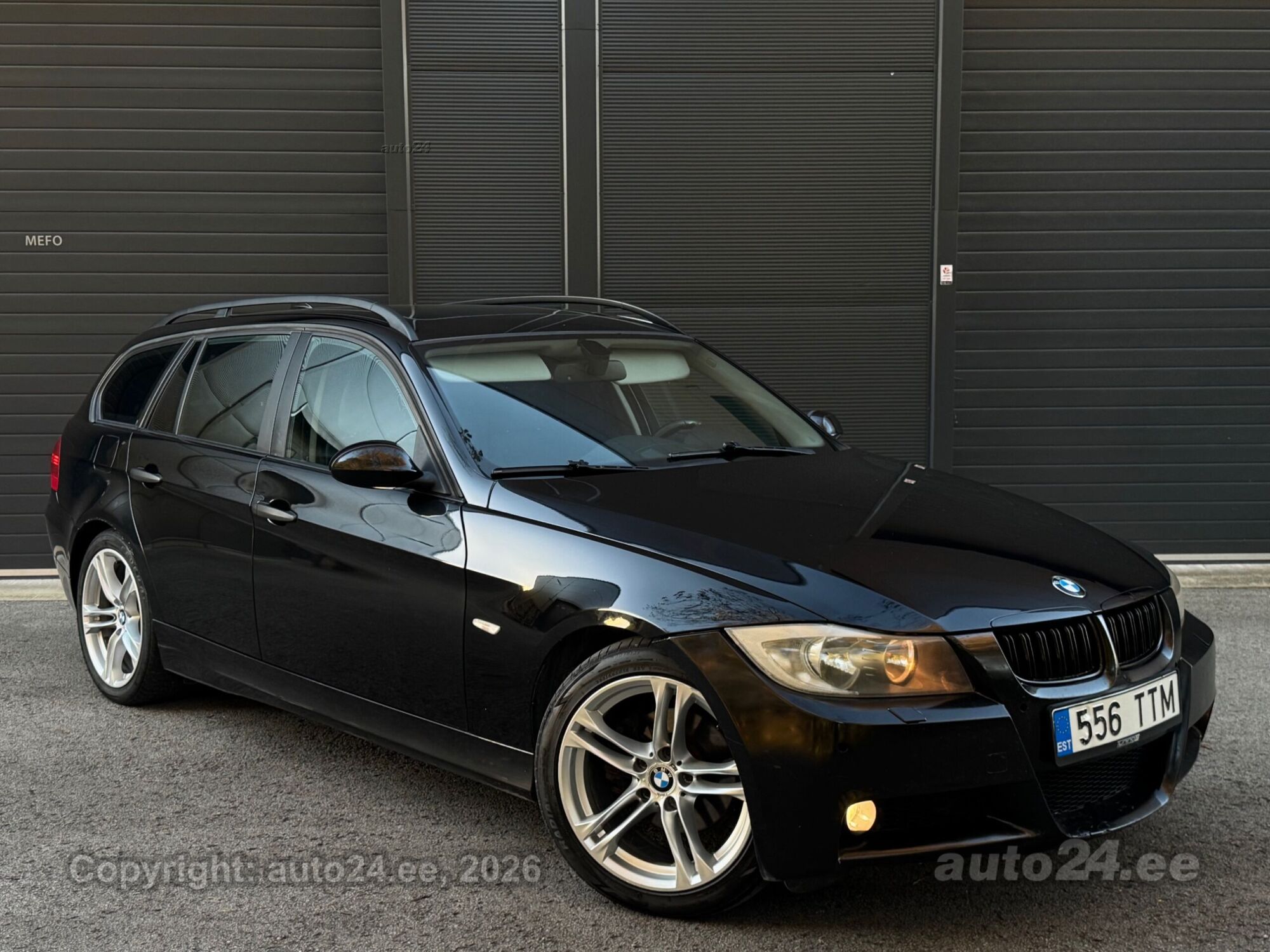 BMW 3 Series 2005 — rear view