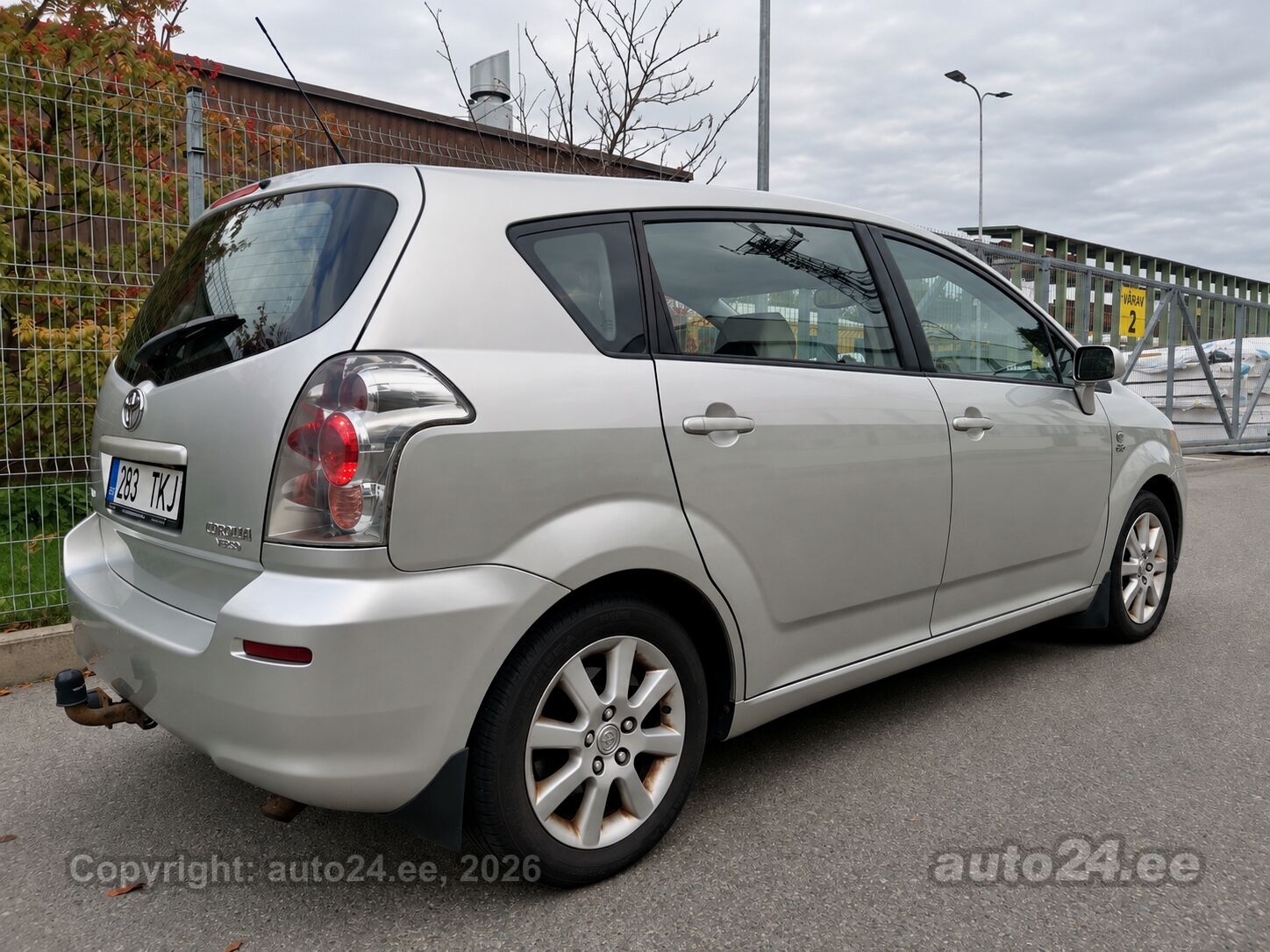 Toyota Corolla Verso - 3