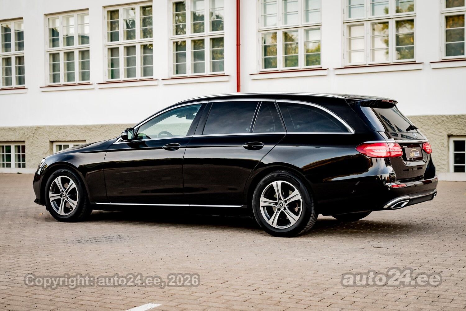 Mercedes-Benz E 220 - 5