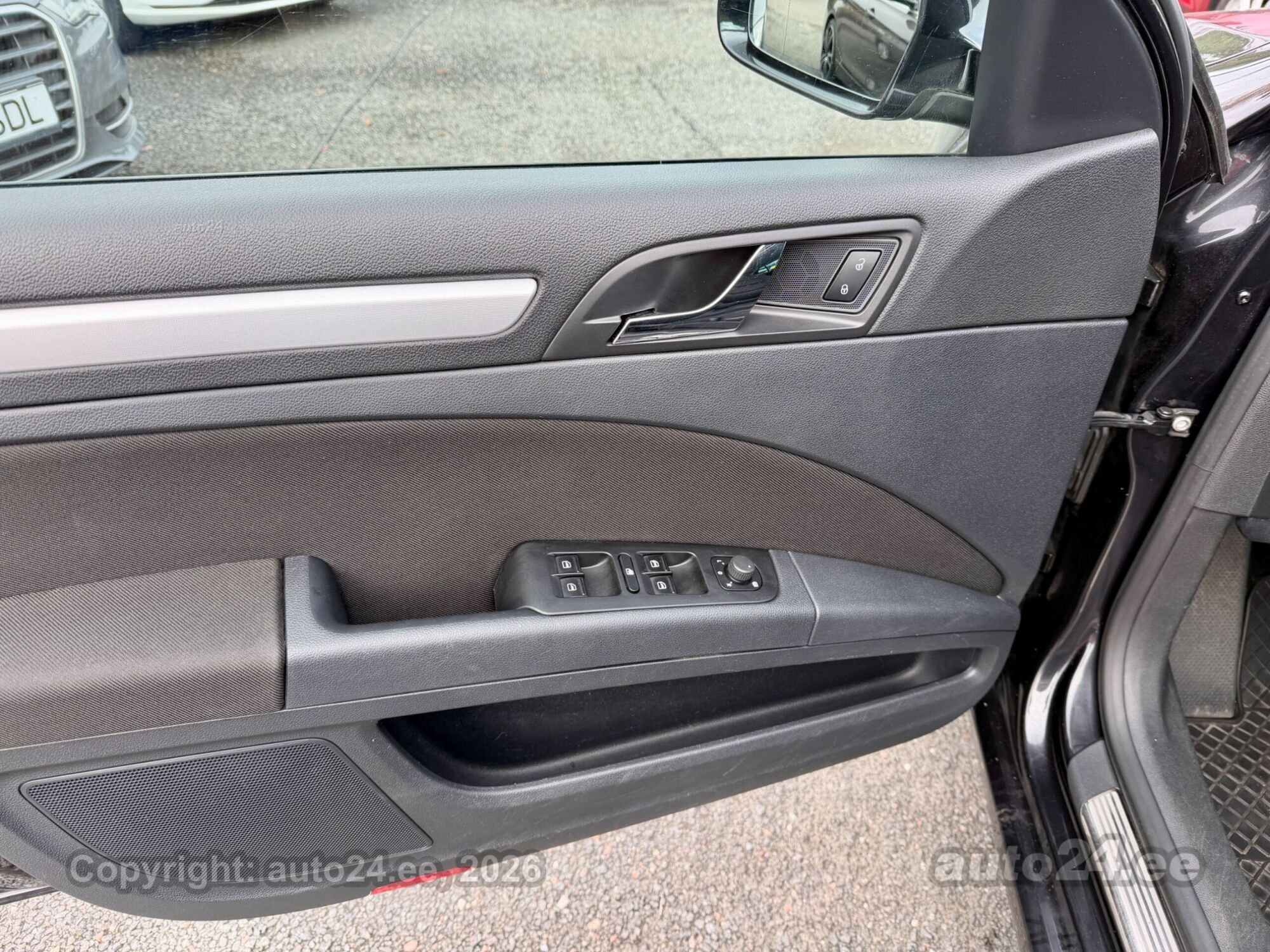 Skoda Superb 2013 — photo 13