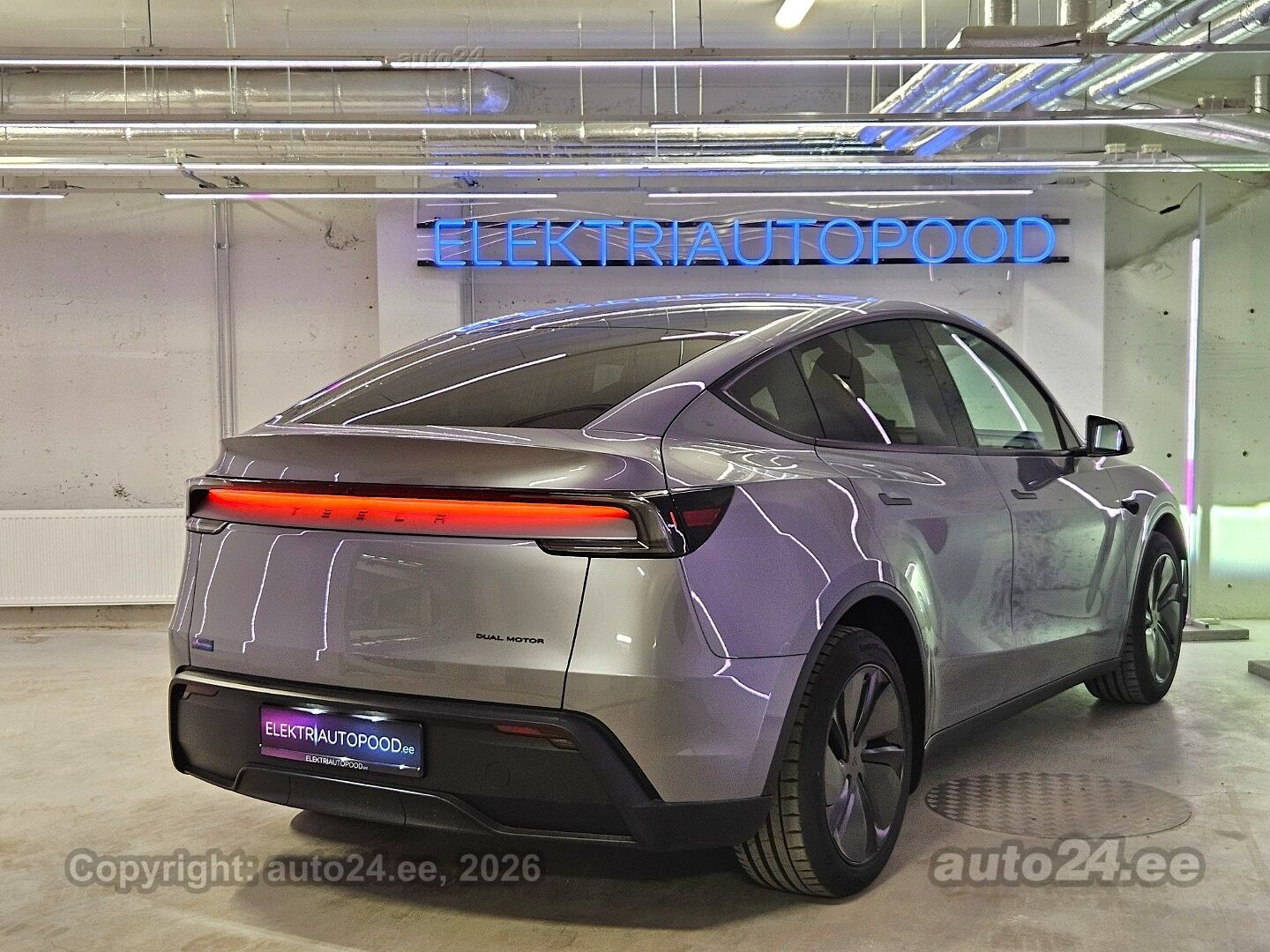 Tesla Model Y 2026, photo 3/10