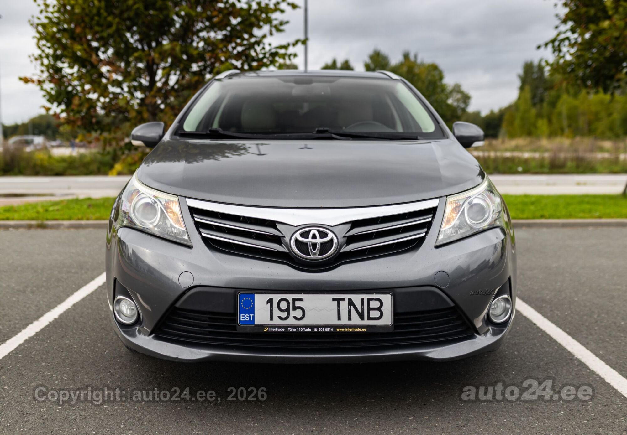 Toyota Avensis 2014 — фото 6