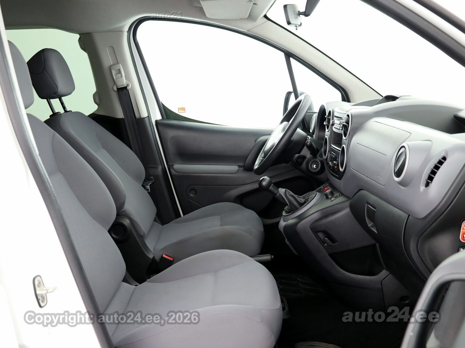 Peugeot Partner 2013 — photo 6