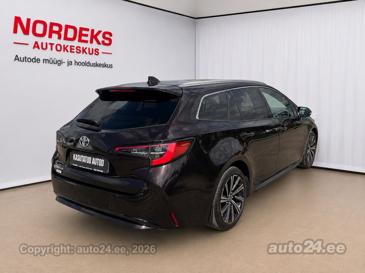 Toyota Corolla 2021, photo 2/10