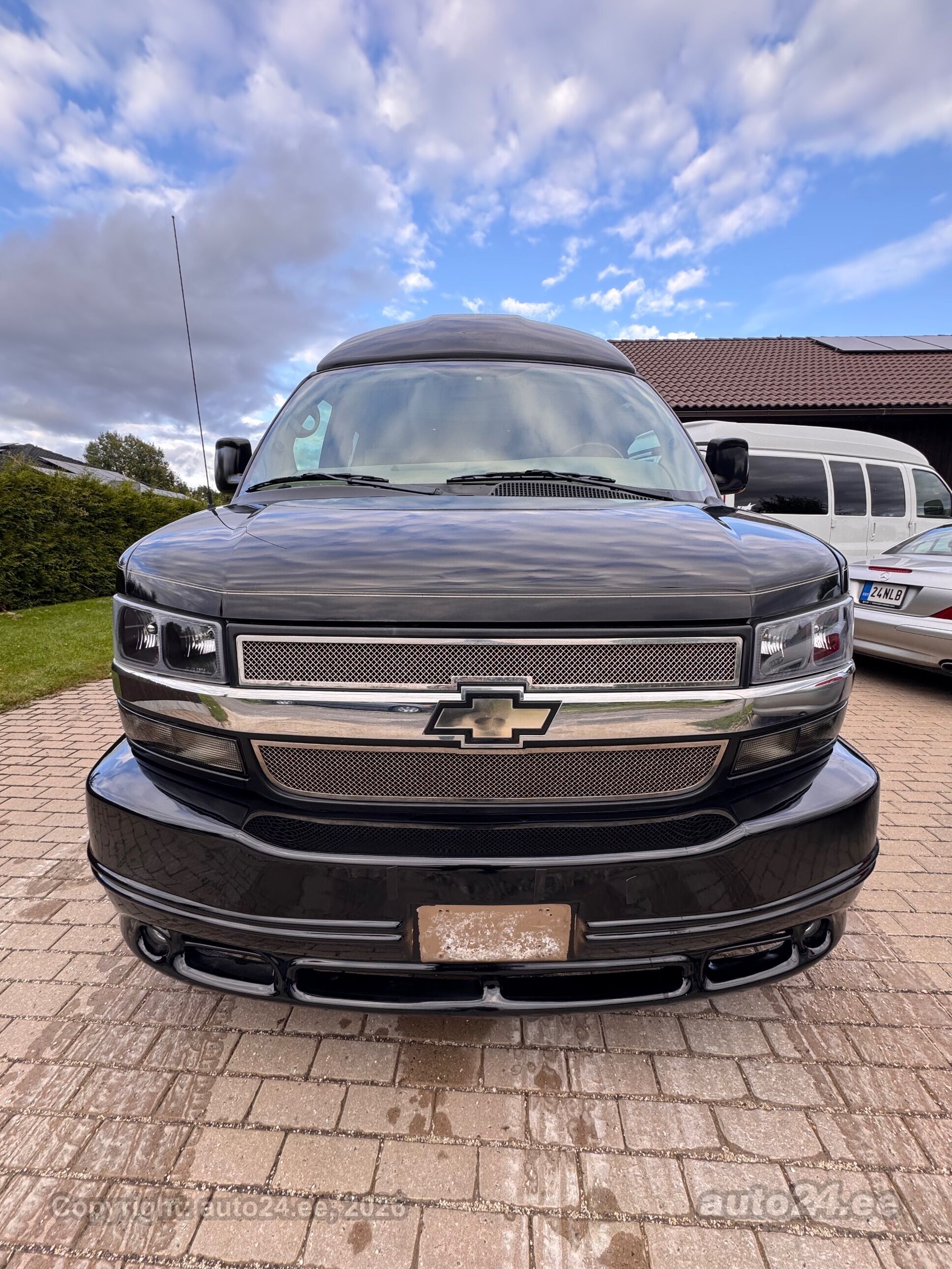 Chevrolet Express - 4