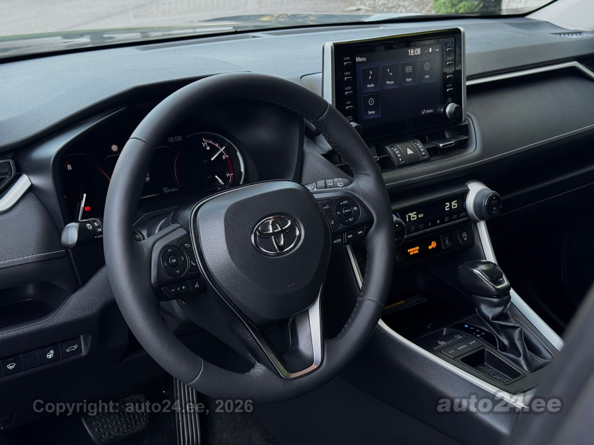 Toyota RAV4 - 11