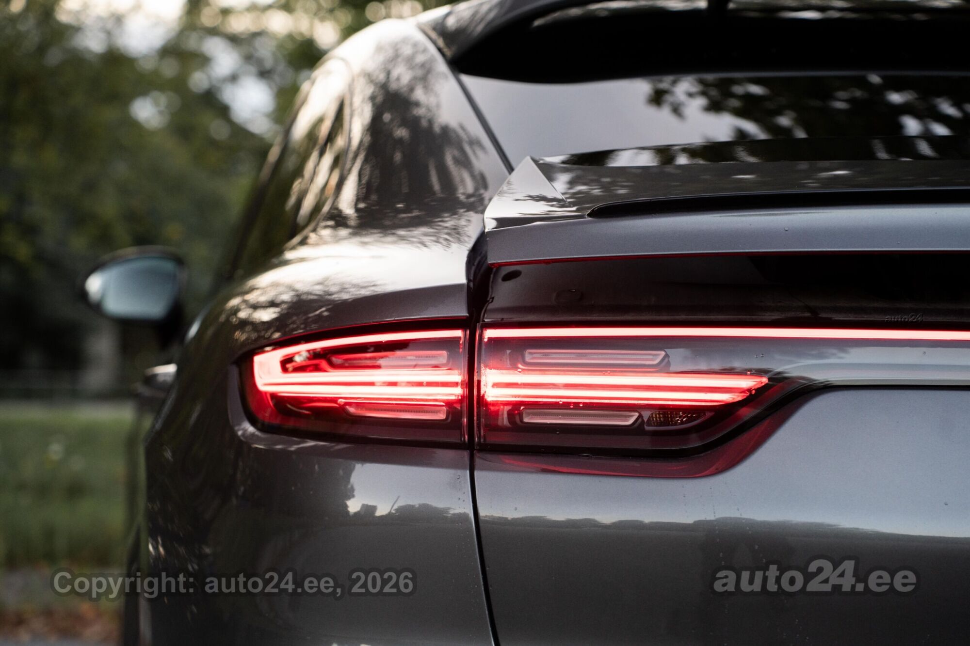 Porsche Cayenne - 12