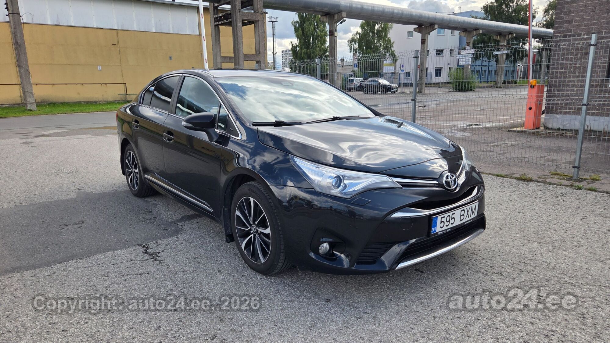 Toyota Avensis - 2