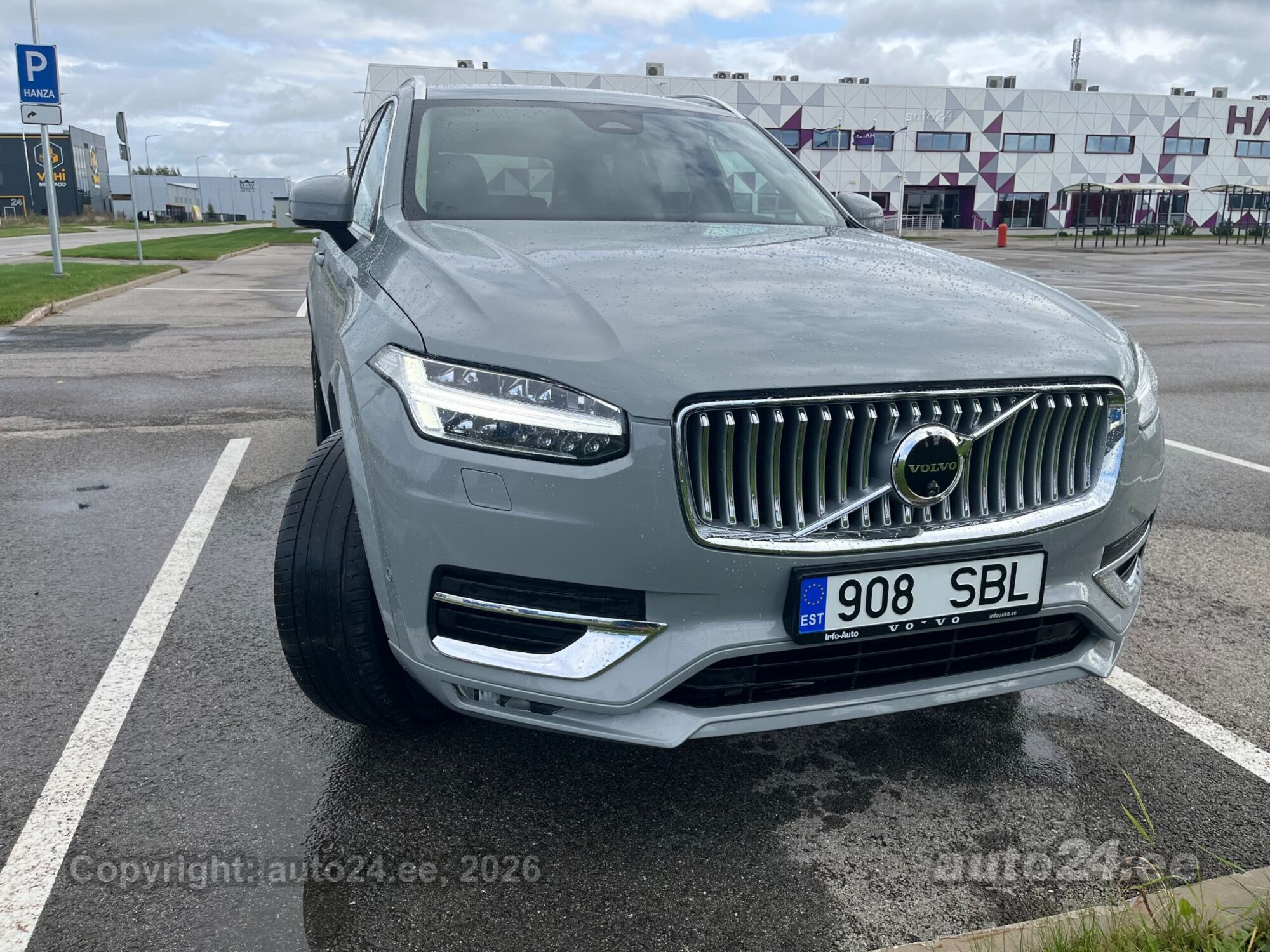 Volvo XC90 - 9