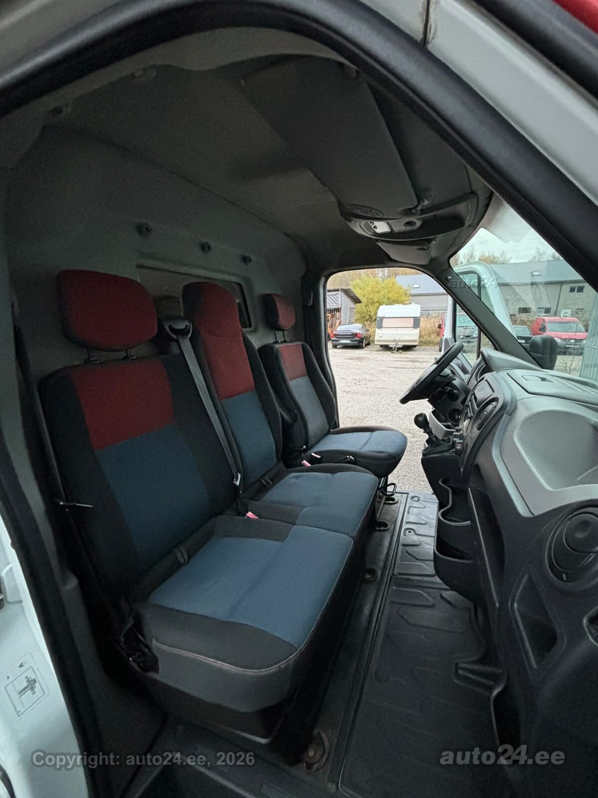 Renault Master 2015 — photo 14