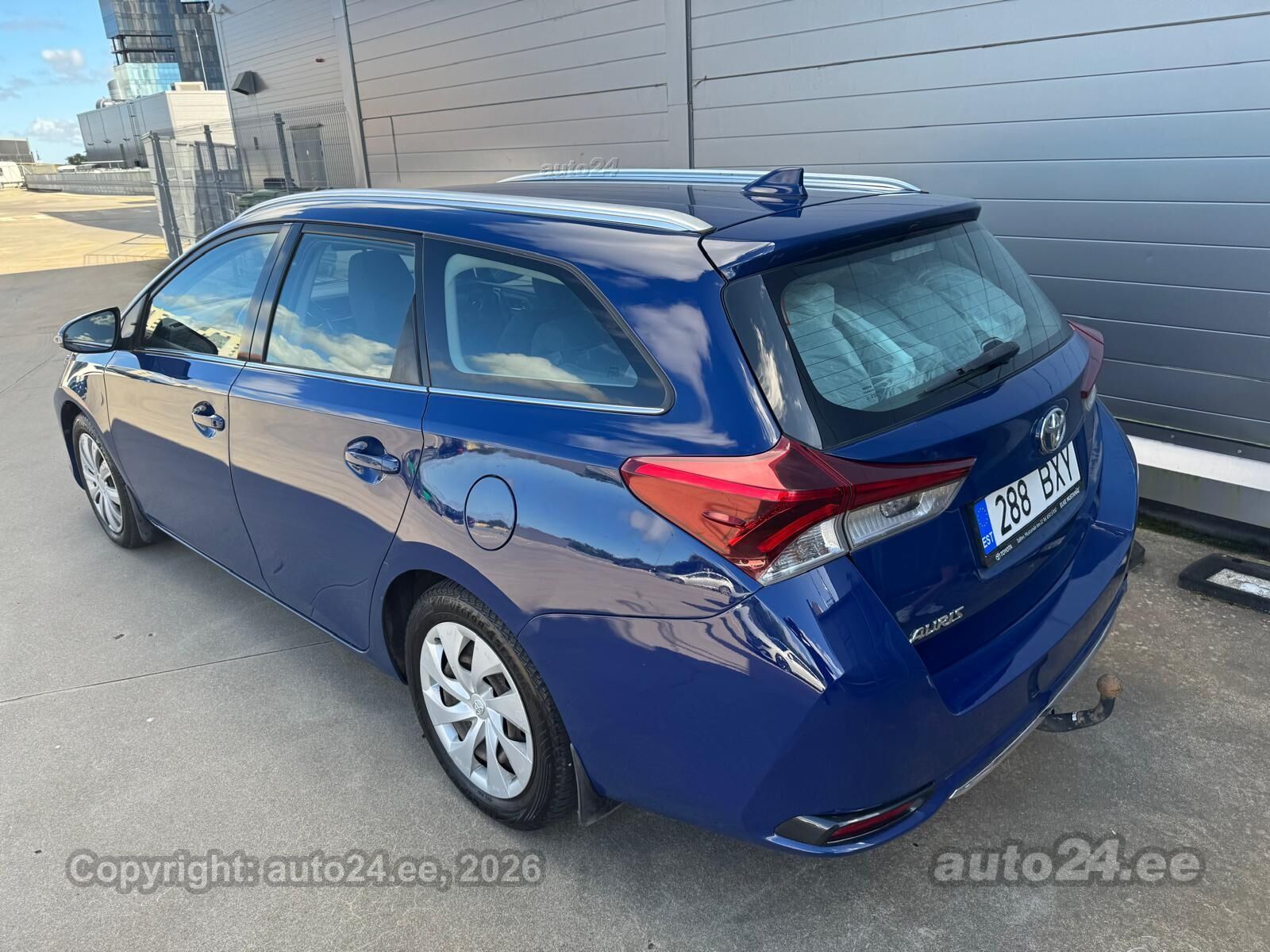 Toyota Auris Touring Sports 1.6 97kW 2018, photo 7/10