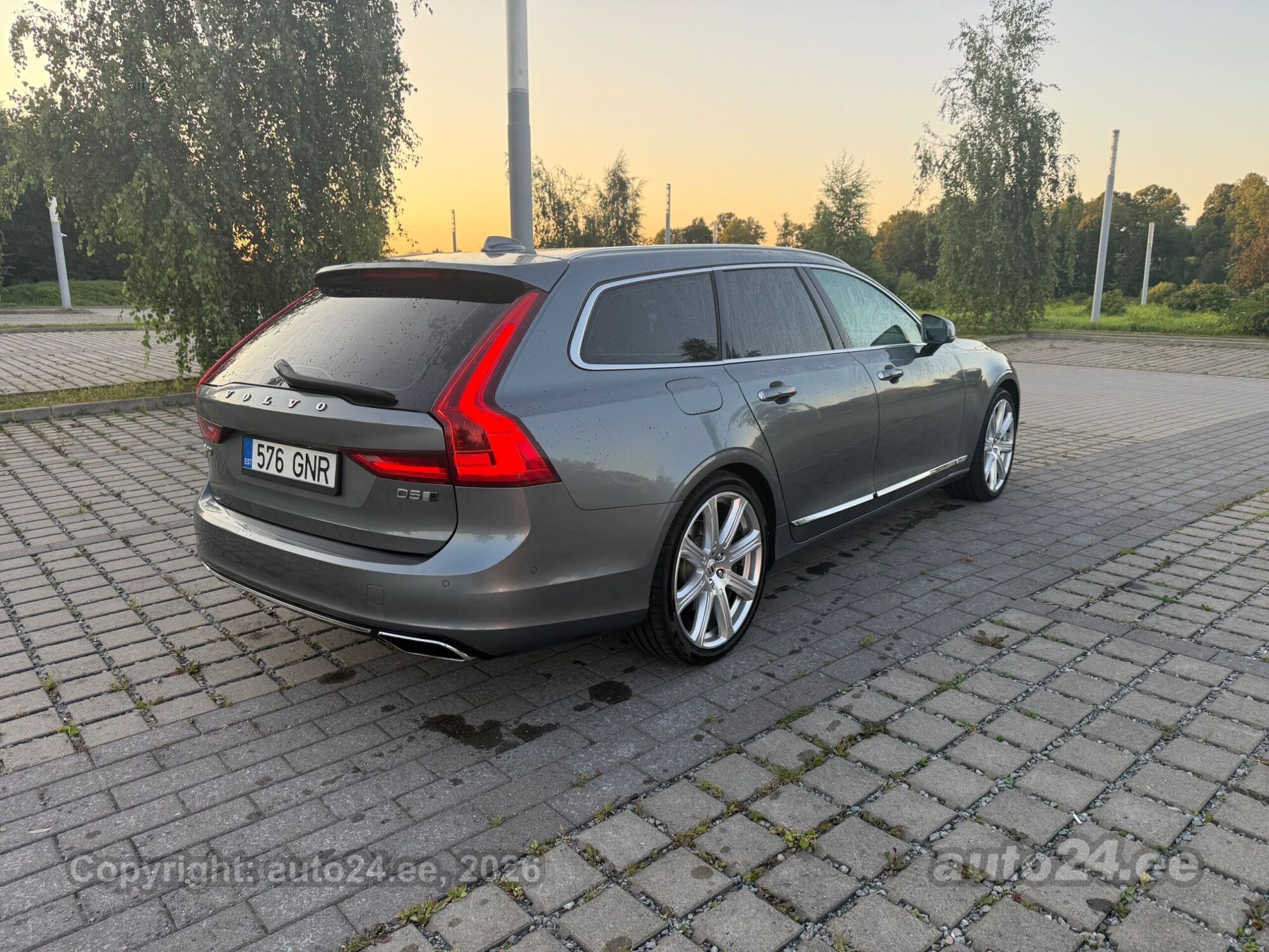 Volvo V90 Inscription 2.0 173kW 2017, kuva 4/10