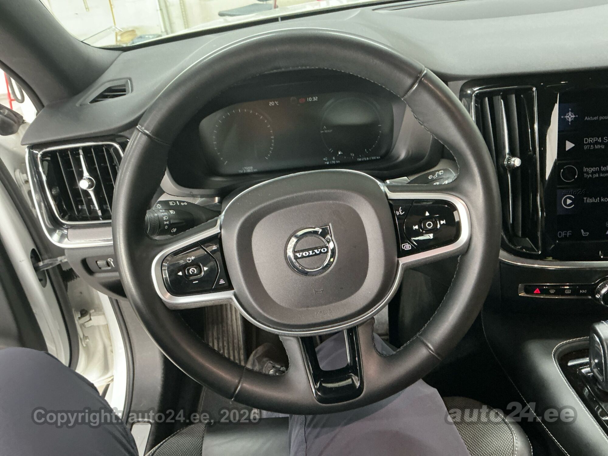 Volvo V60 2021, photo 5/10