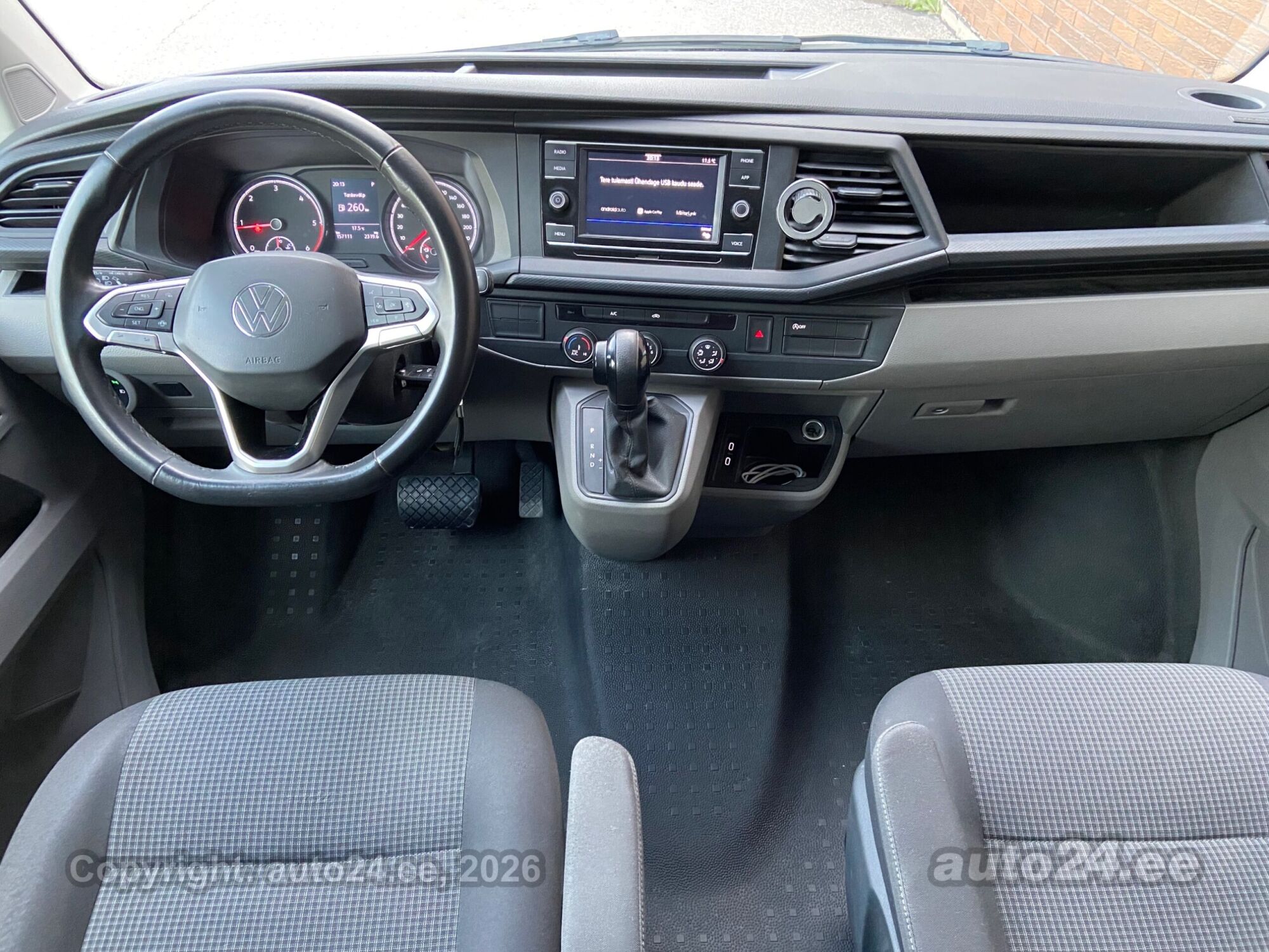 Volkswagen Transporter 2021, kuva 4/10