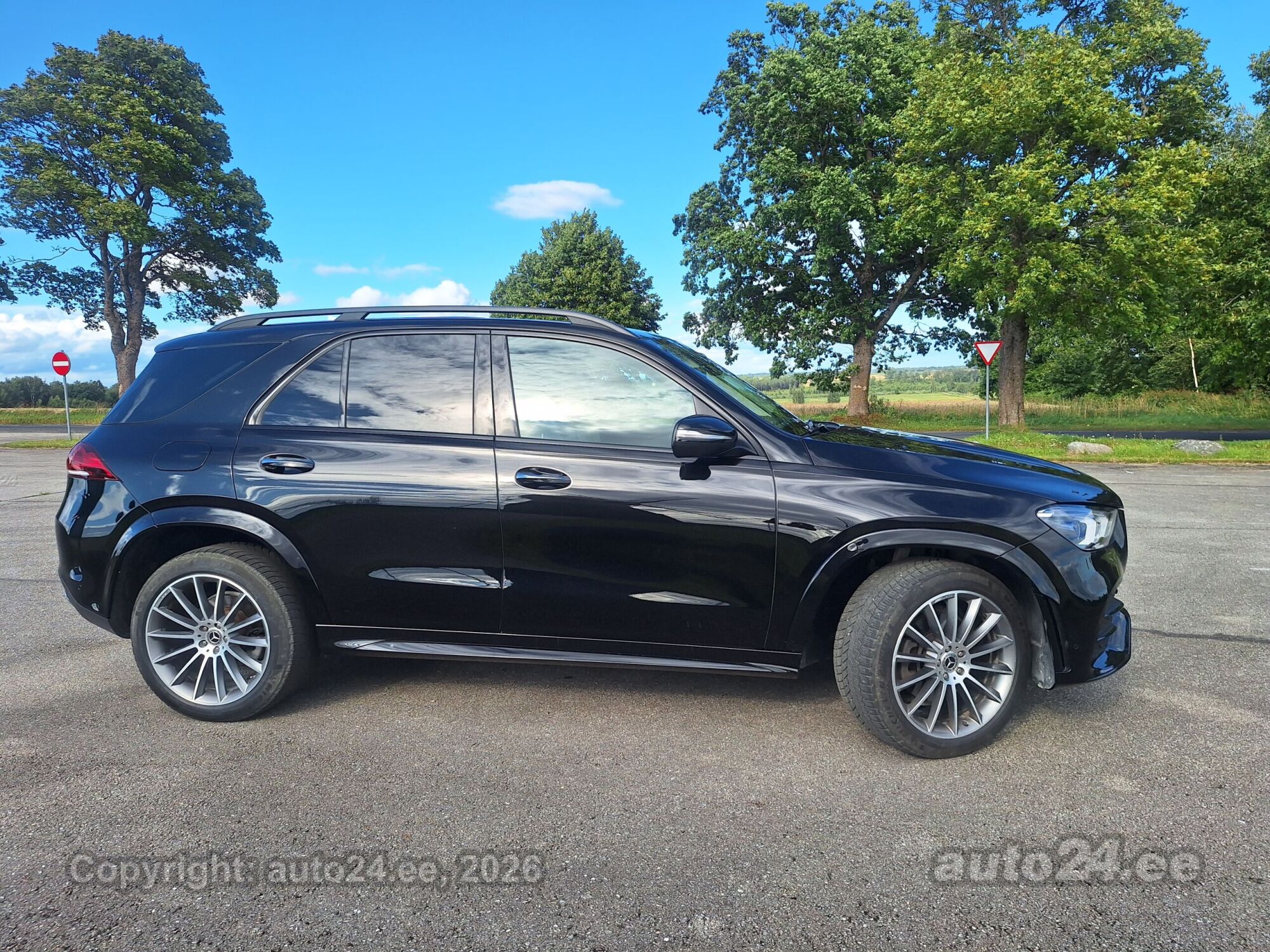 Mercedes-Benz GLE-sarja 2021, photo 3/10