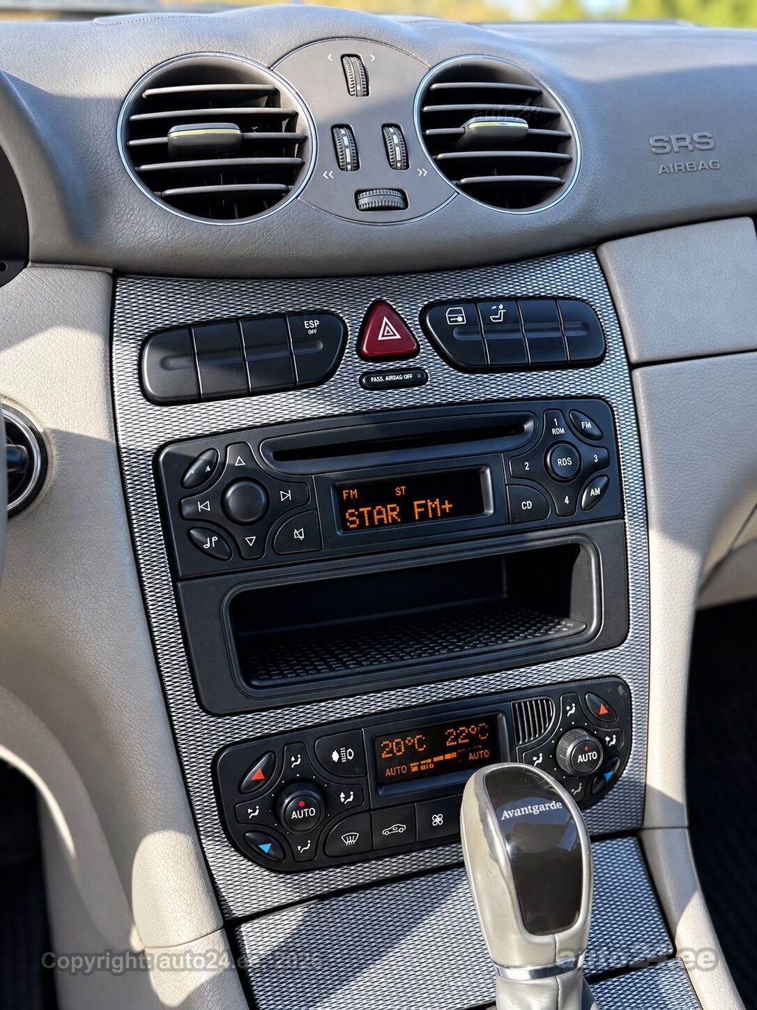 Mercedes-Benz CLK 270 - 11