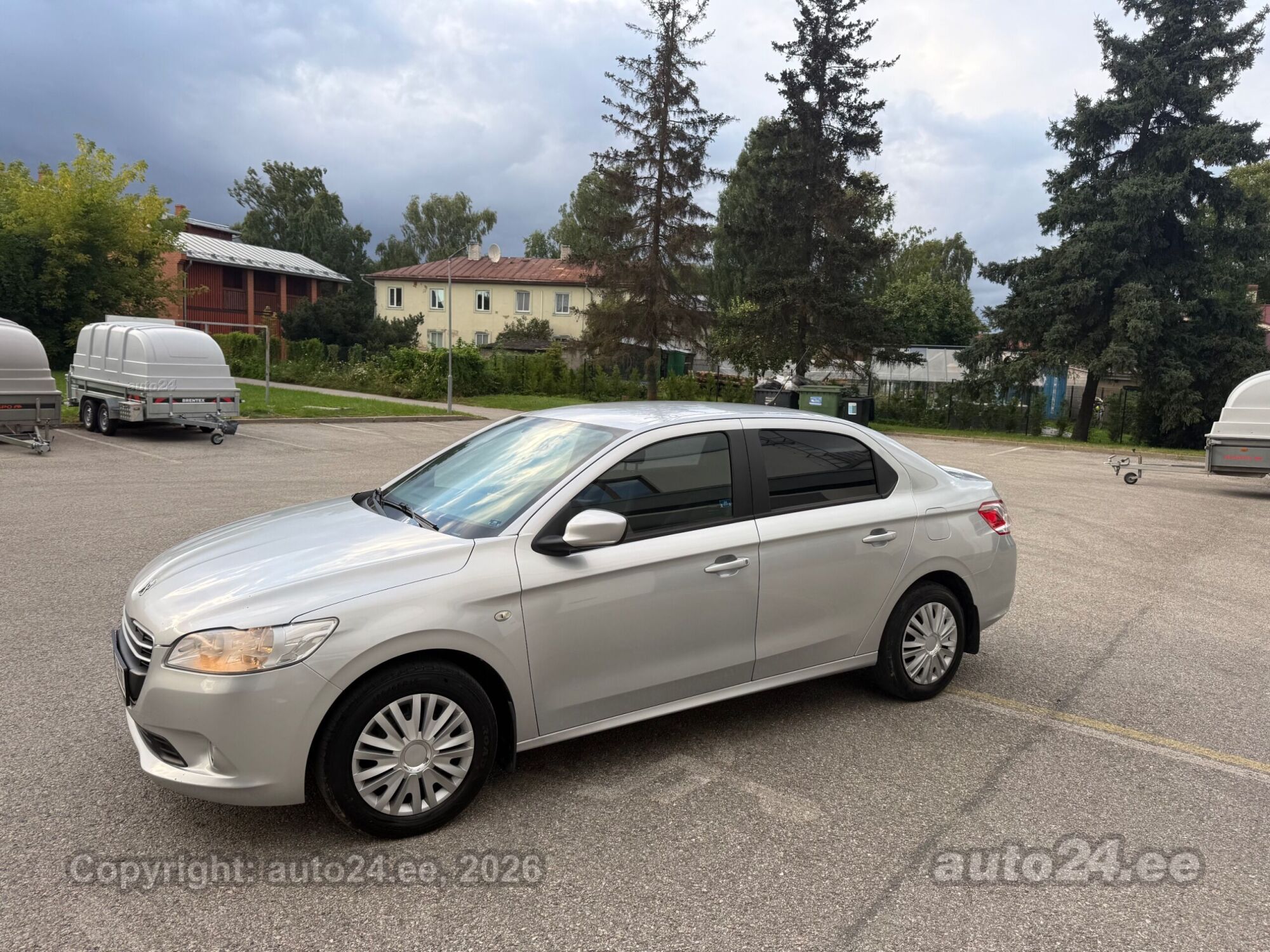 Peugeot 301 1.2 53kW 2015, photo 2/10