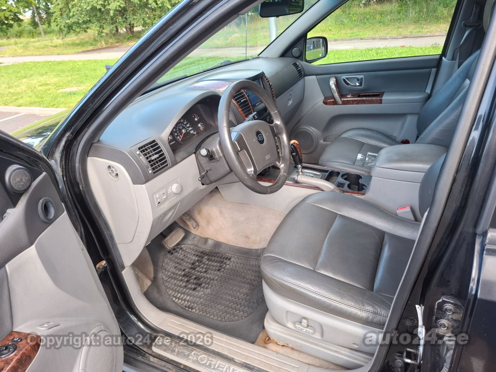 Kia Sorento 3.5 143kW 2004, kuva 7/7