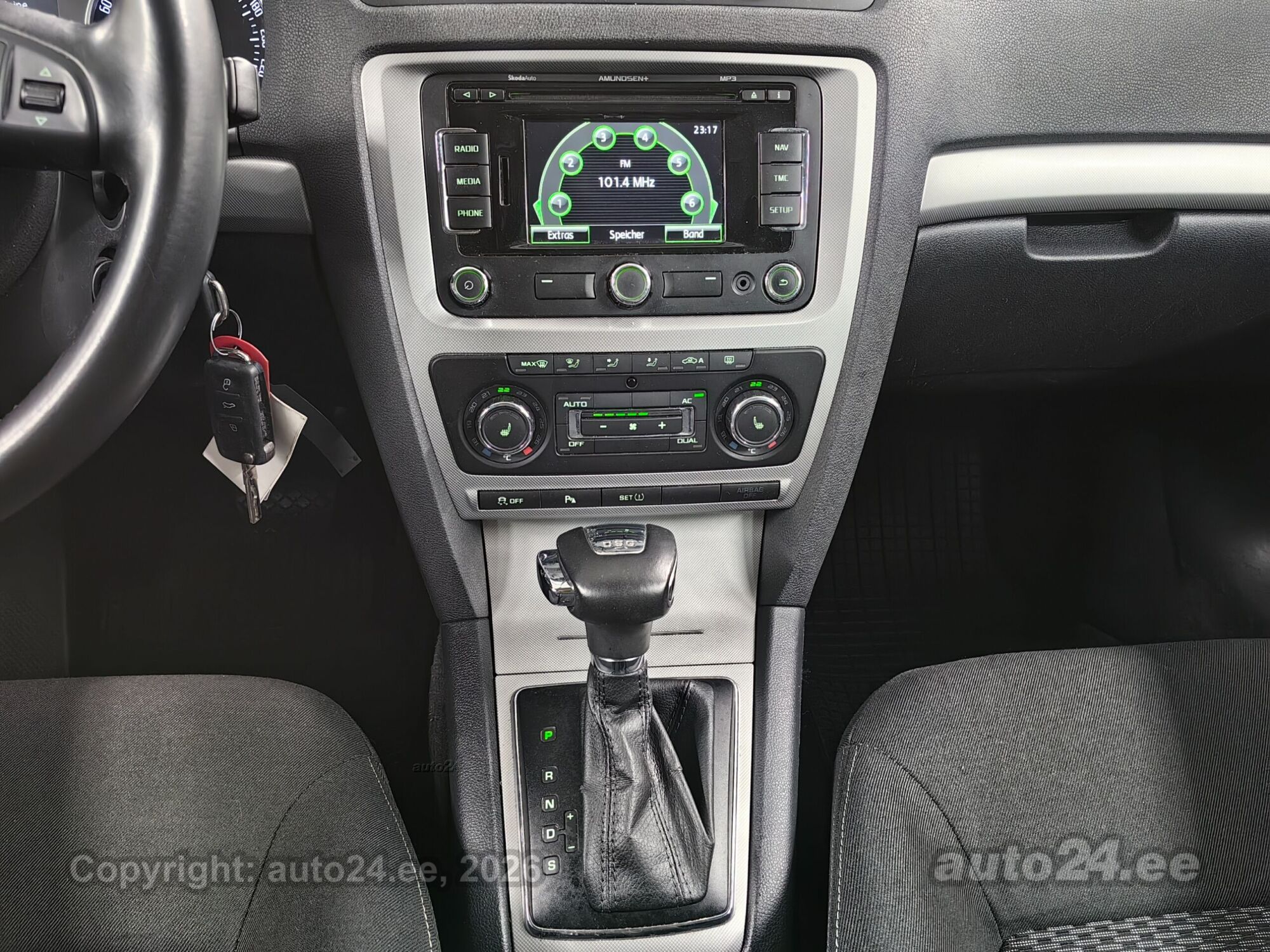 Skoda Octavia 2012 — photo 8