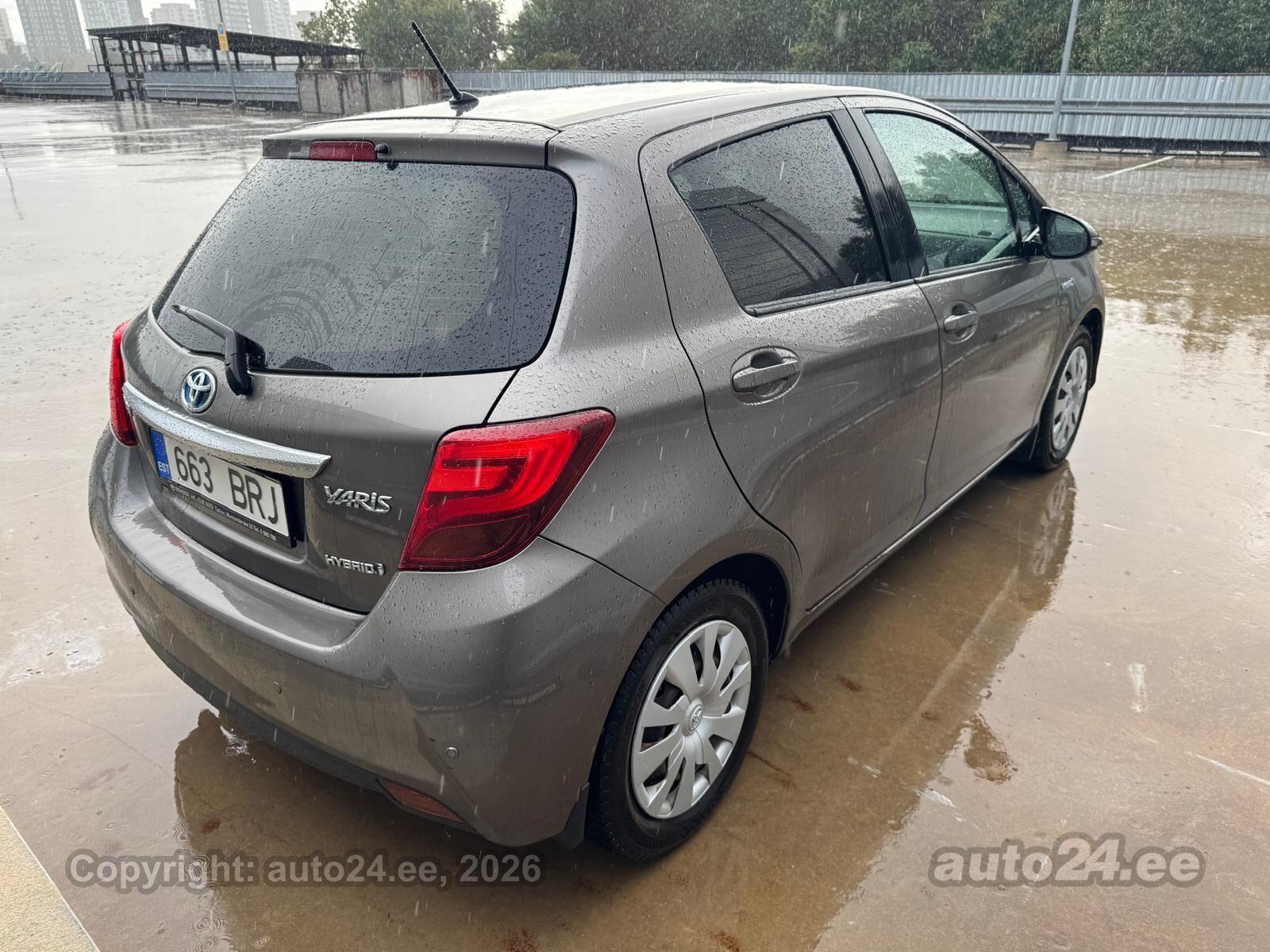 Toyota Yaris - 7