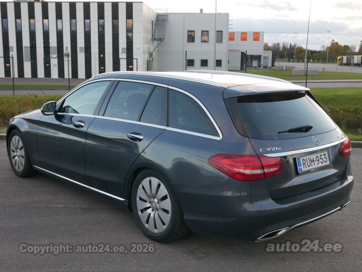 Mercedes-Benz C-sarja 2015, photo 3/10