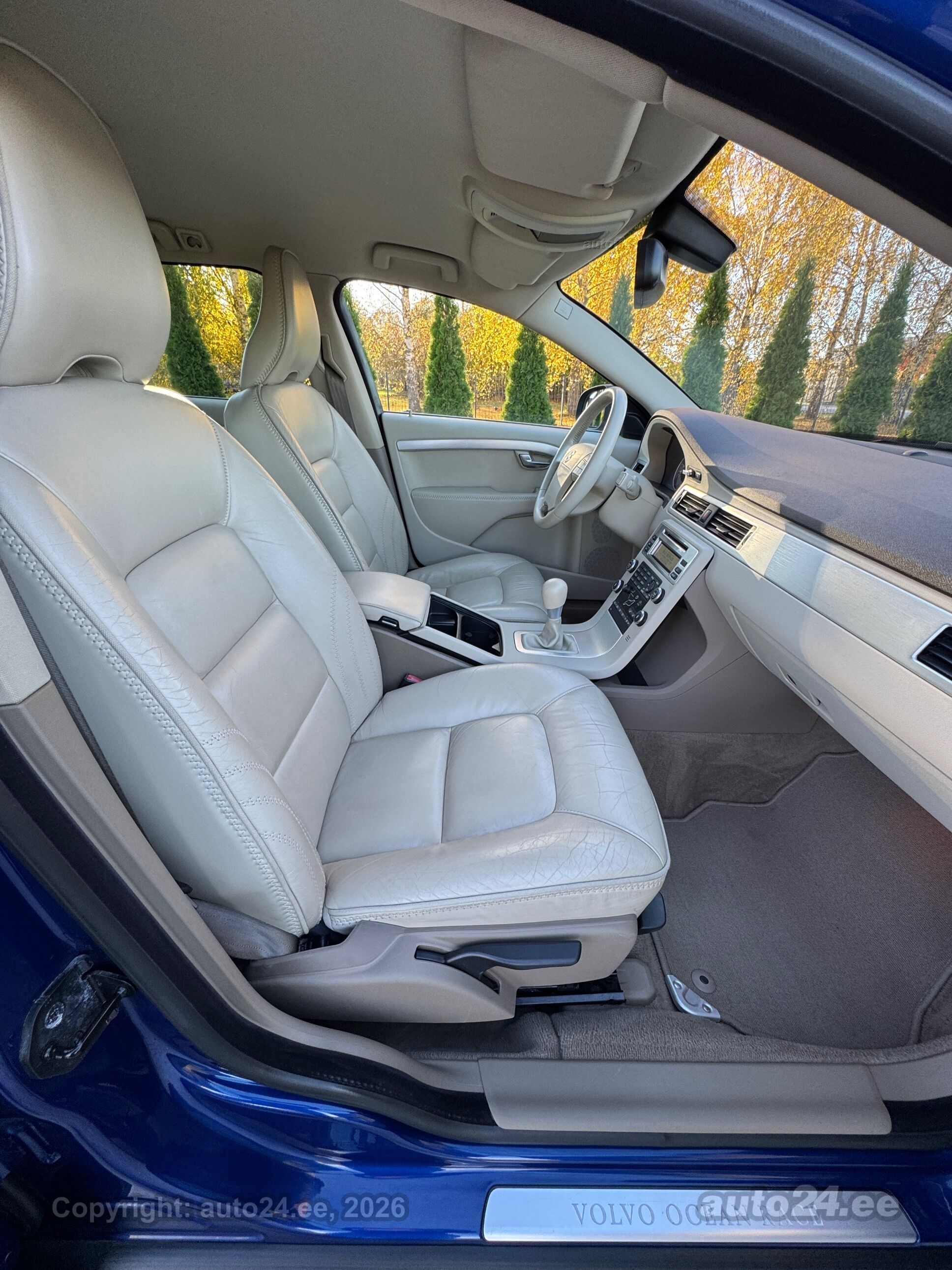 Volvo V70 2008 — photo 8